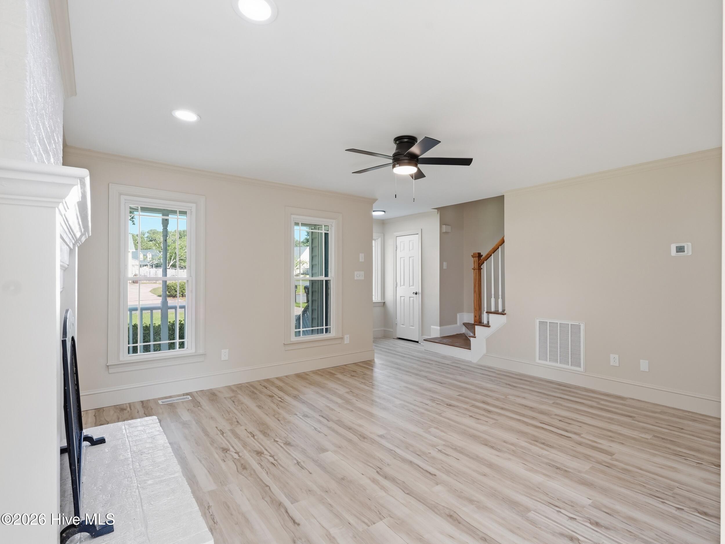 619 Commander Drive Property Photo 10