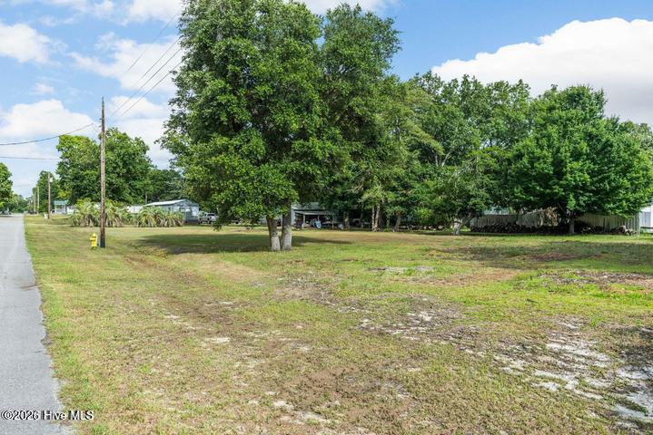 587 Beachview Drive SE Property Photo 1