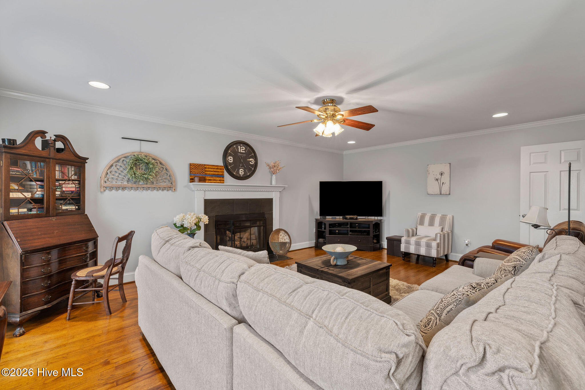 3246 Doug Drive Property Photo 4