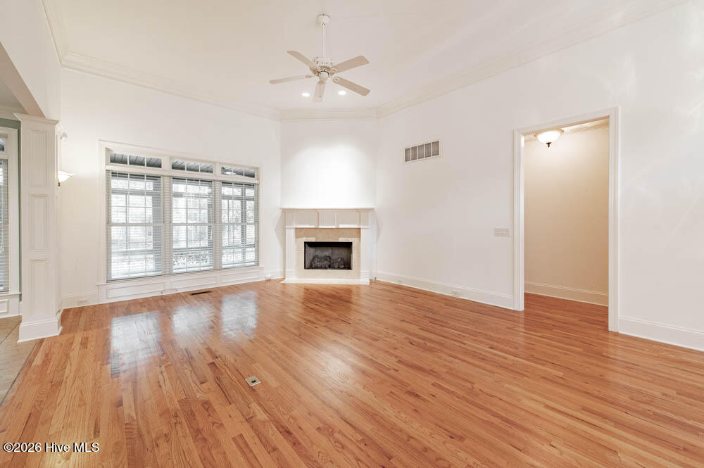 2208 Cardigan Drive Property Photo 6