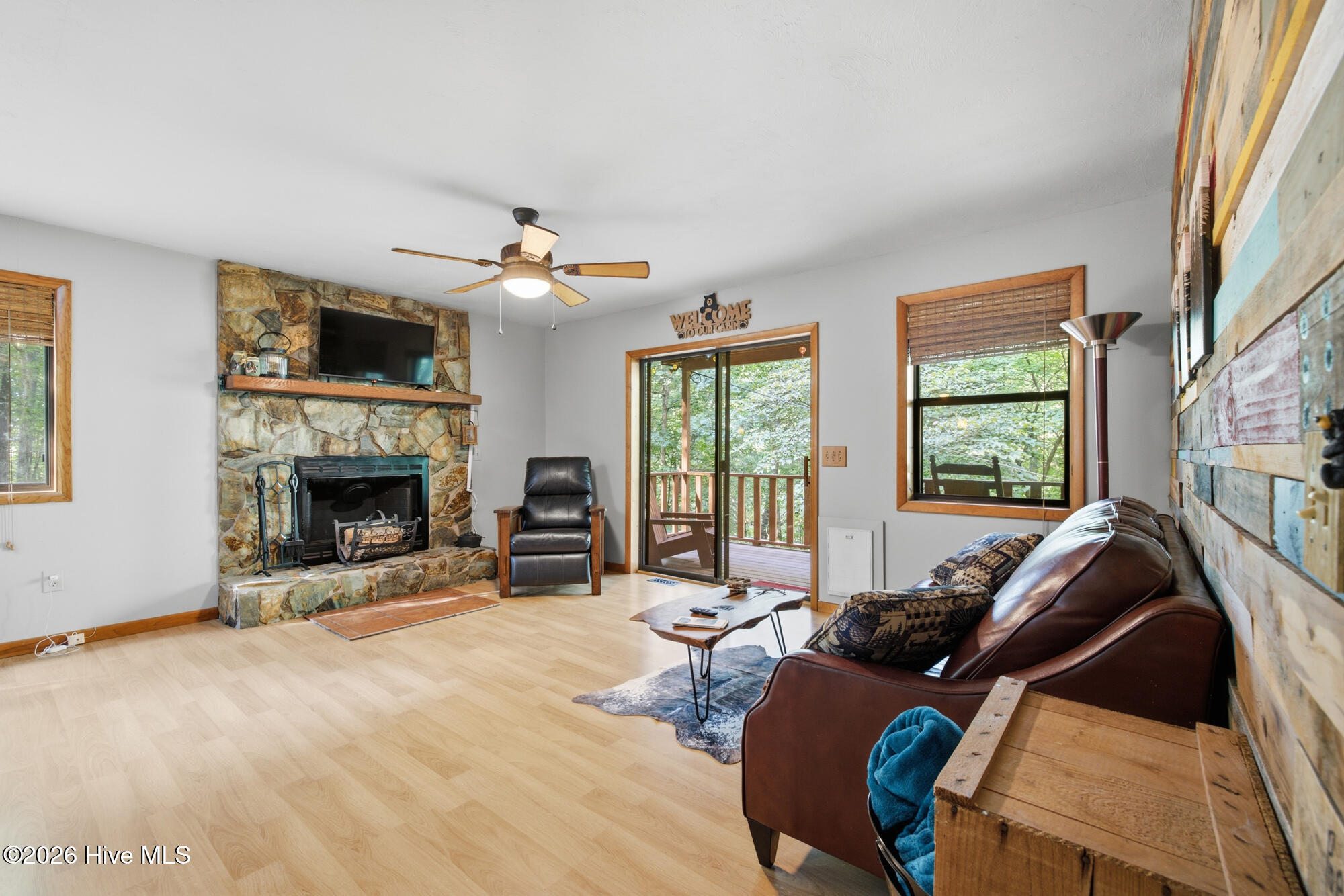 221 Chatto Loop Property Photo 11