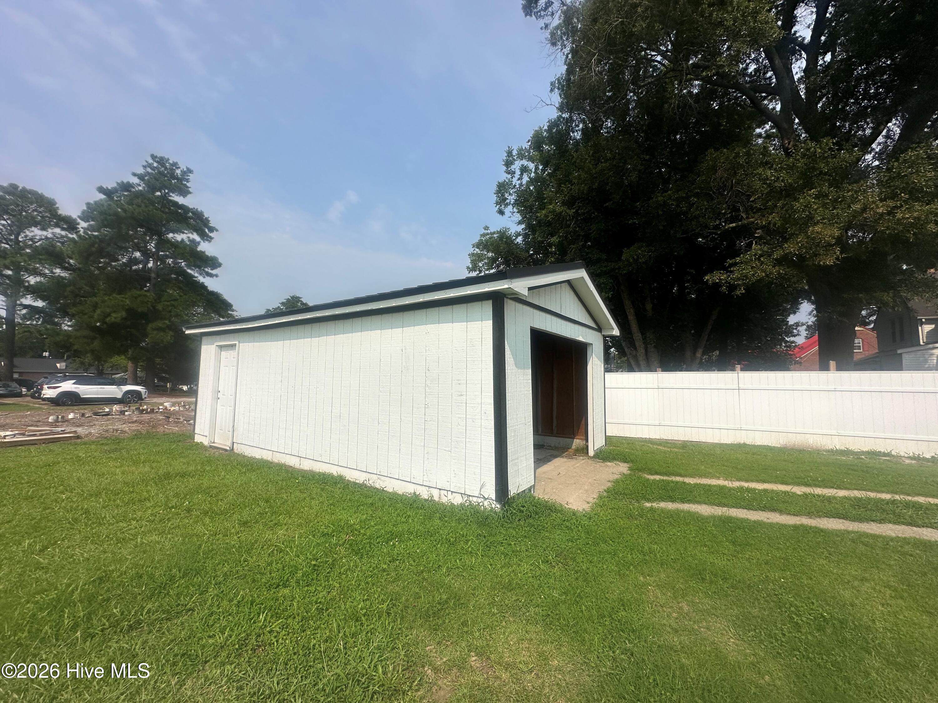 622 E Memorial Drive Property Photo 22