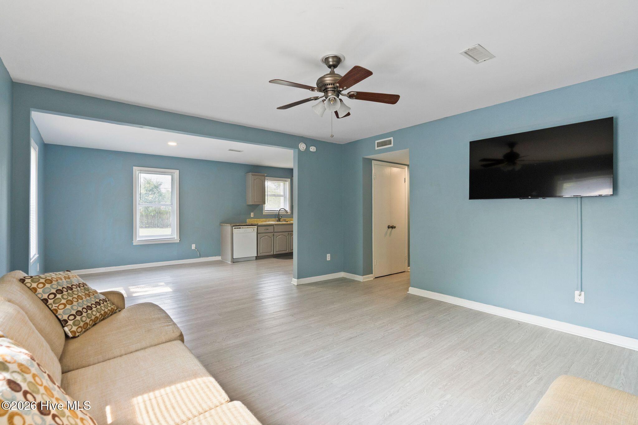 2702 Bunche Street Property Photo 10