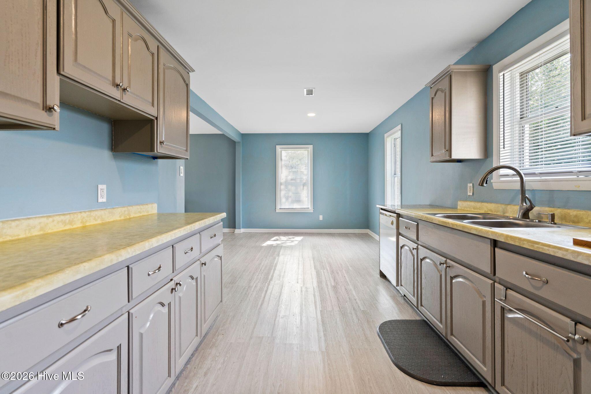 2702 Bunche Street Property Photo 15