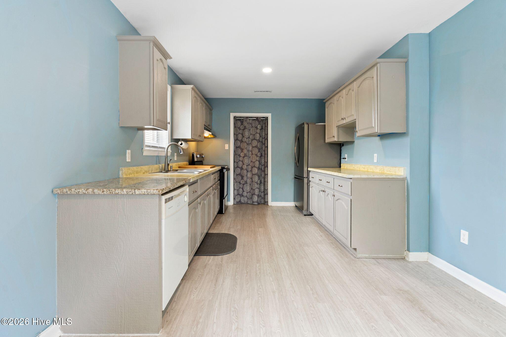 2702 Bunche Street Property Photo 17