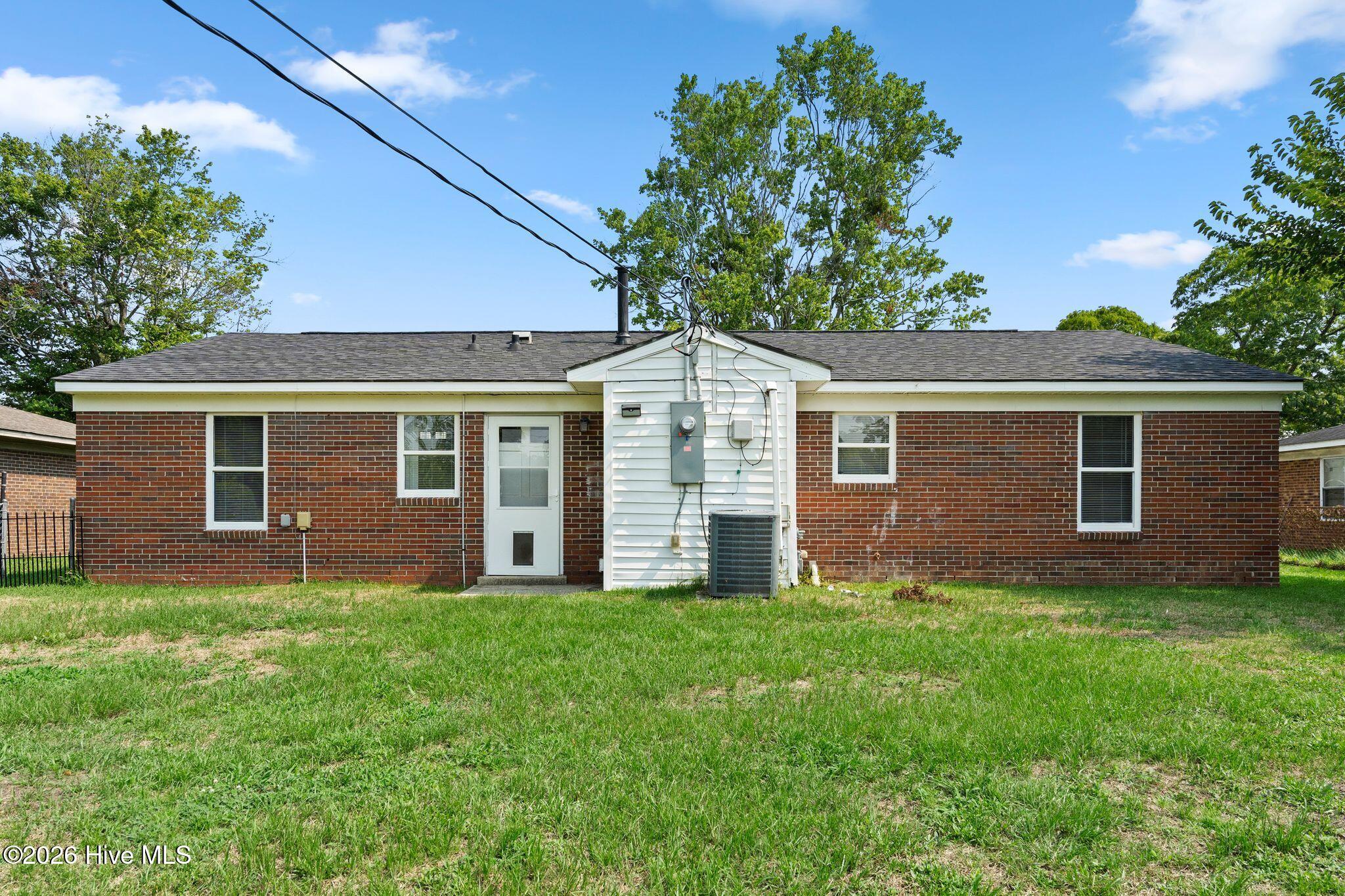 2702 Bunche Street Property Photo 37
