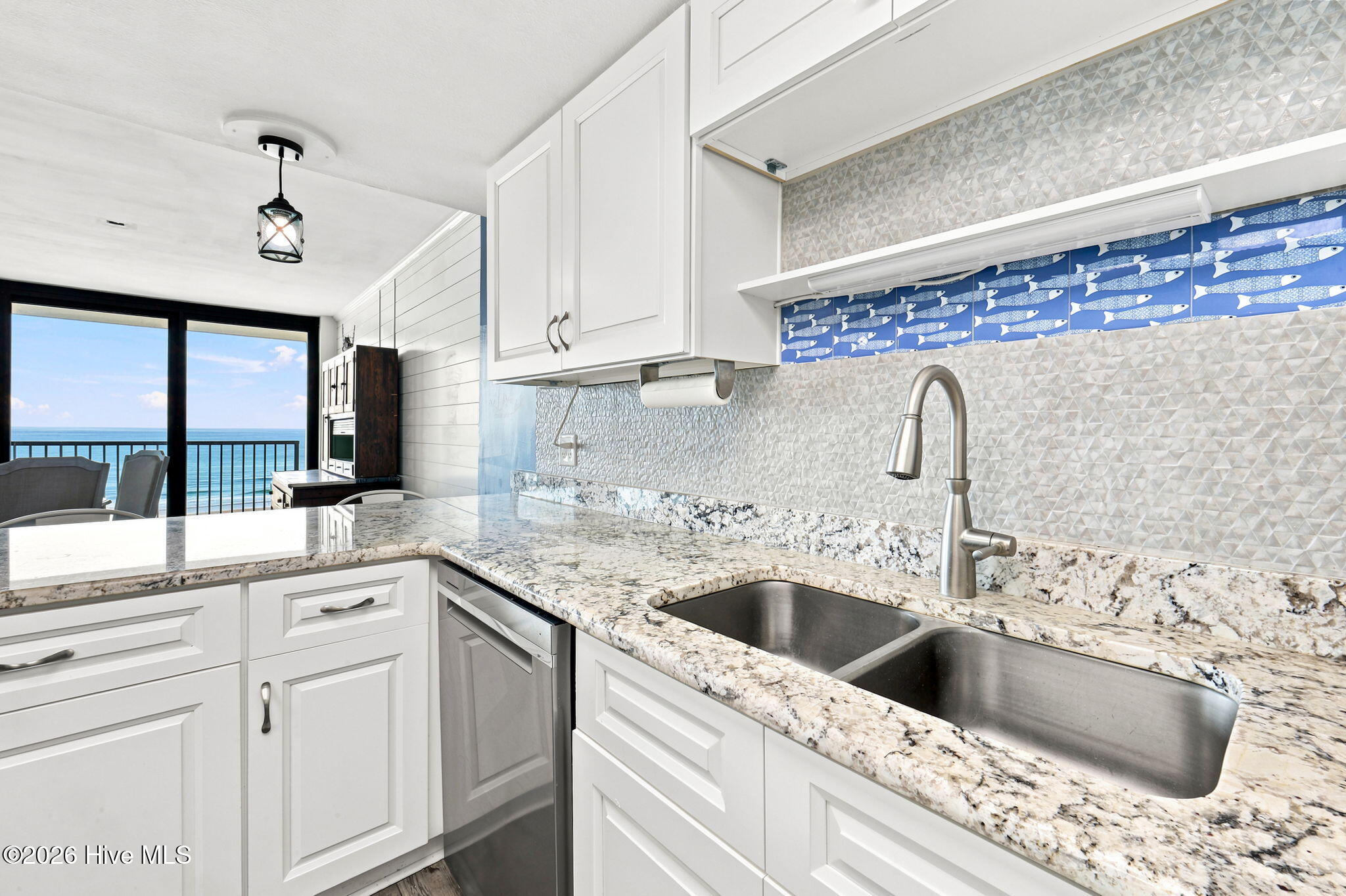 4110 Island Drive Unit 203 Property Photo 17