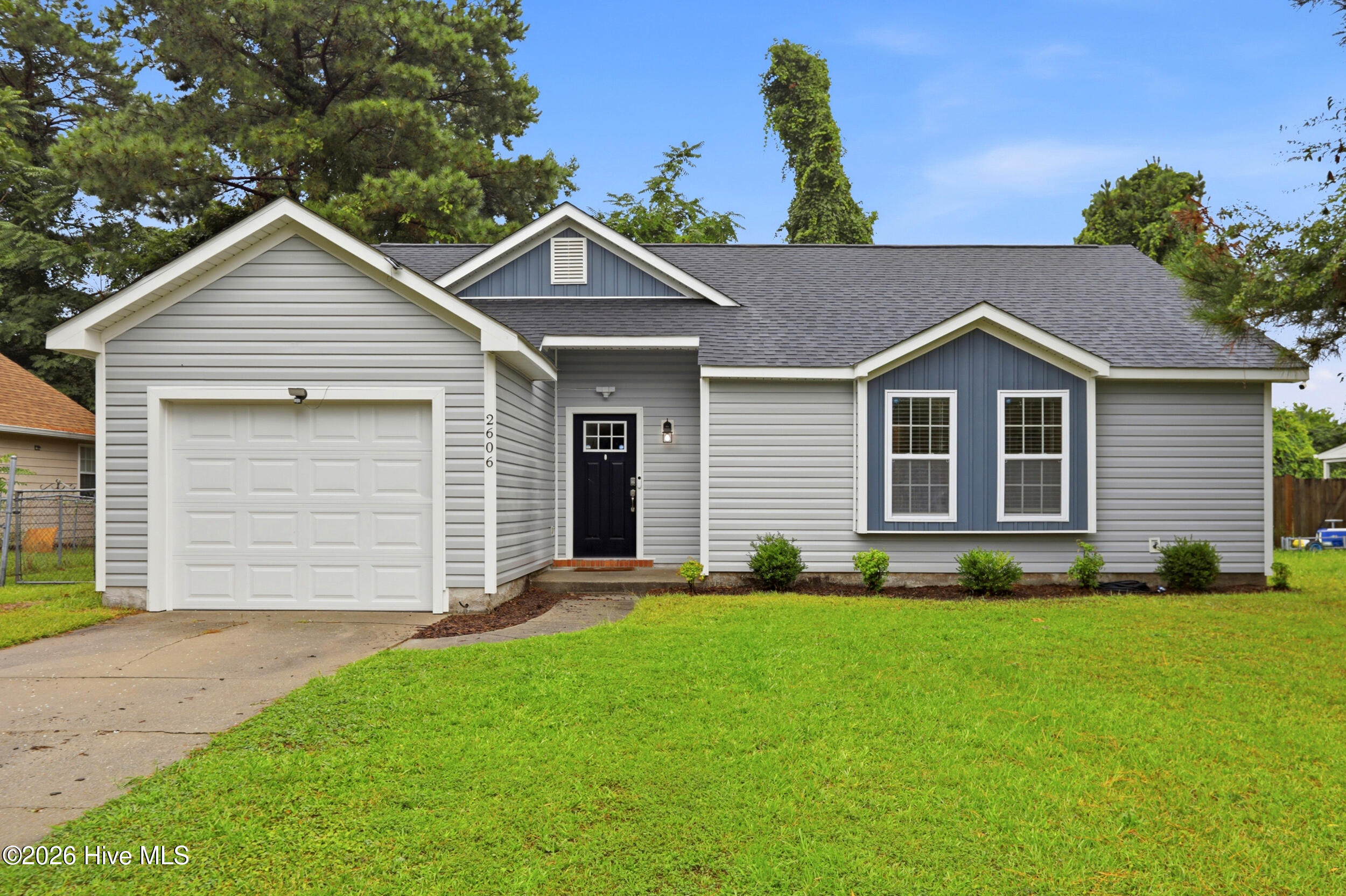 2606 Idlebrook Circle Property Photo 1