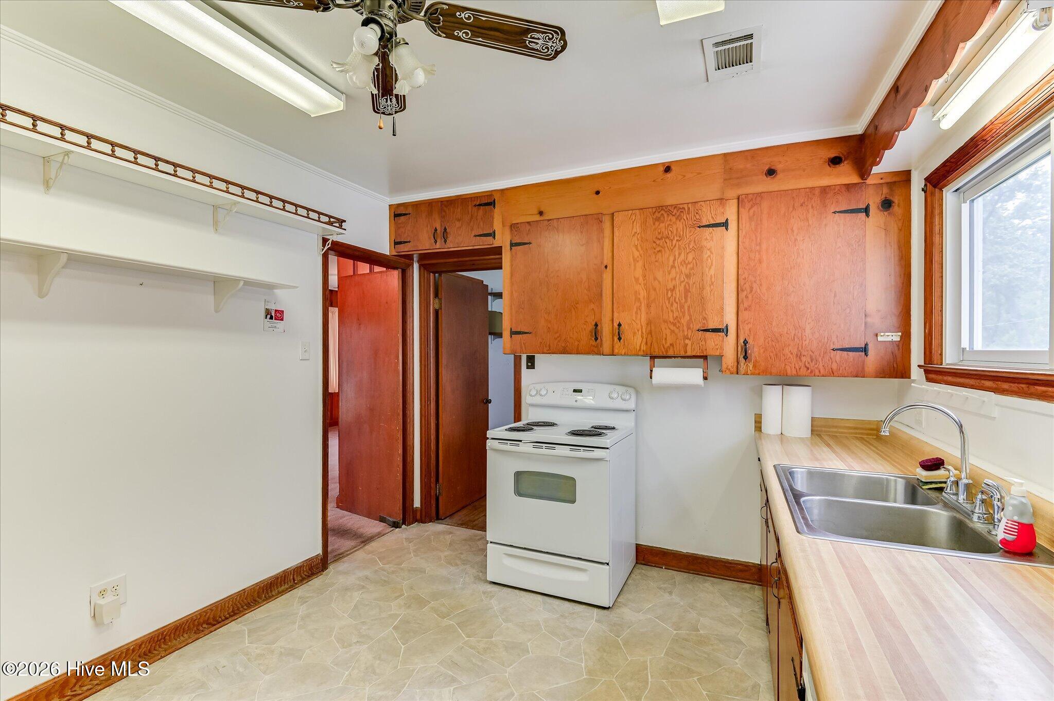 3223 Ware Road Property Photo 9