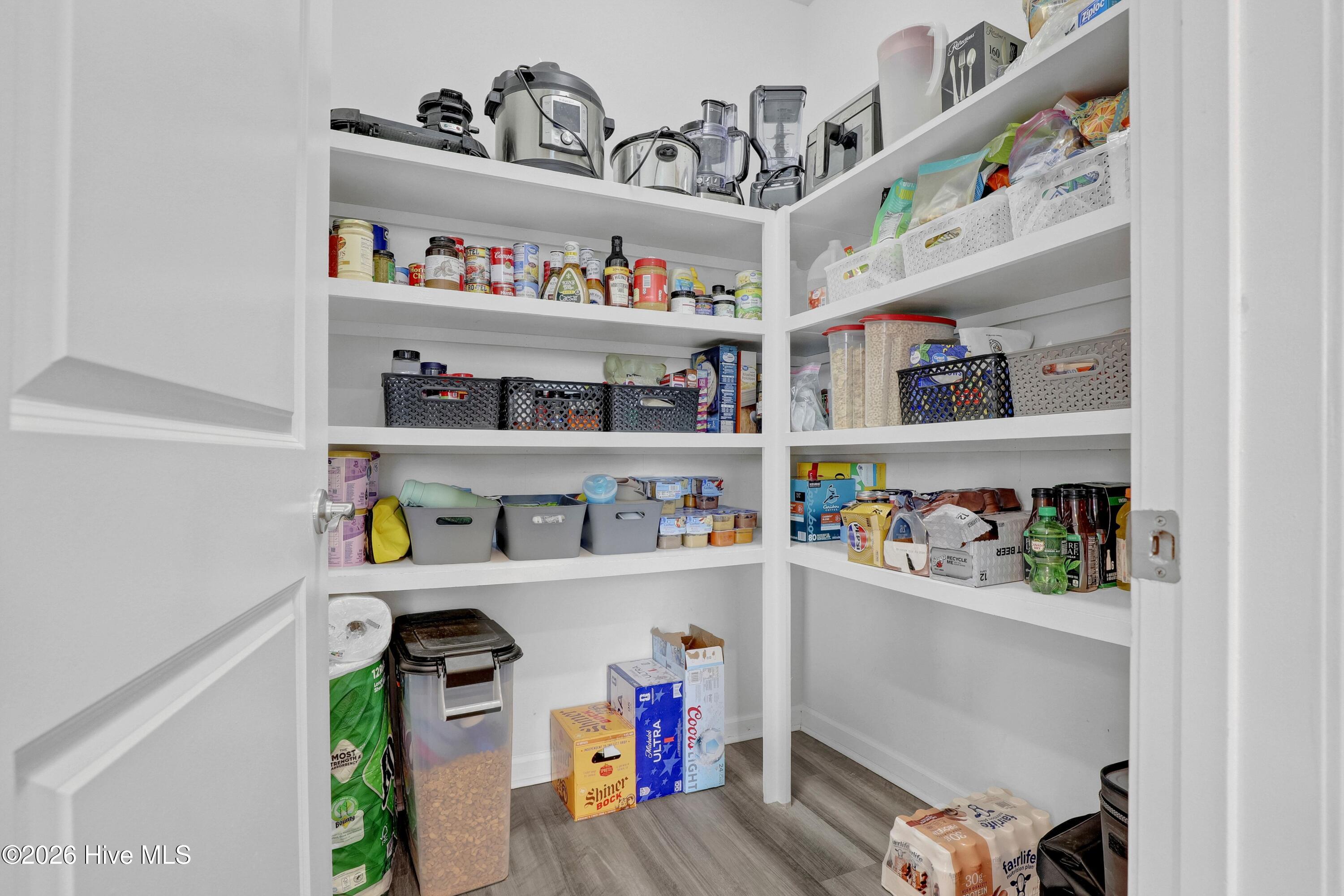 111 Colonial Heights Drive Property Photo 11