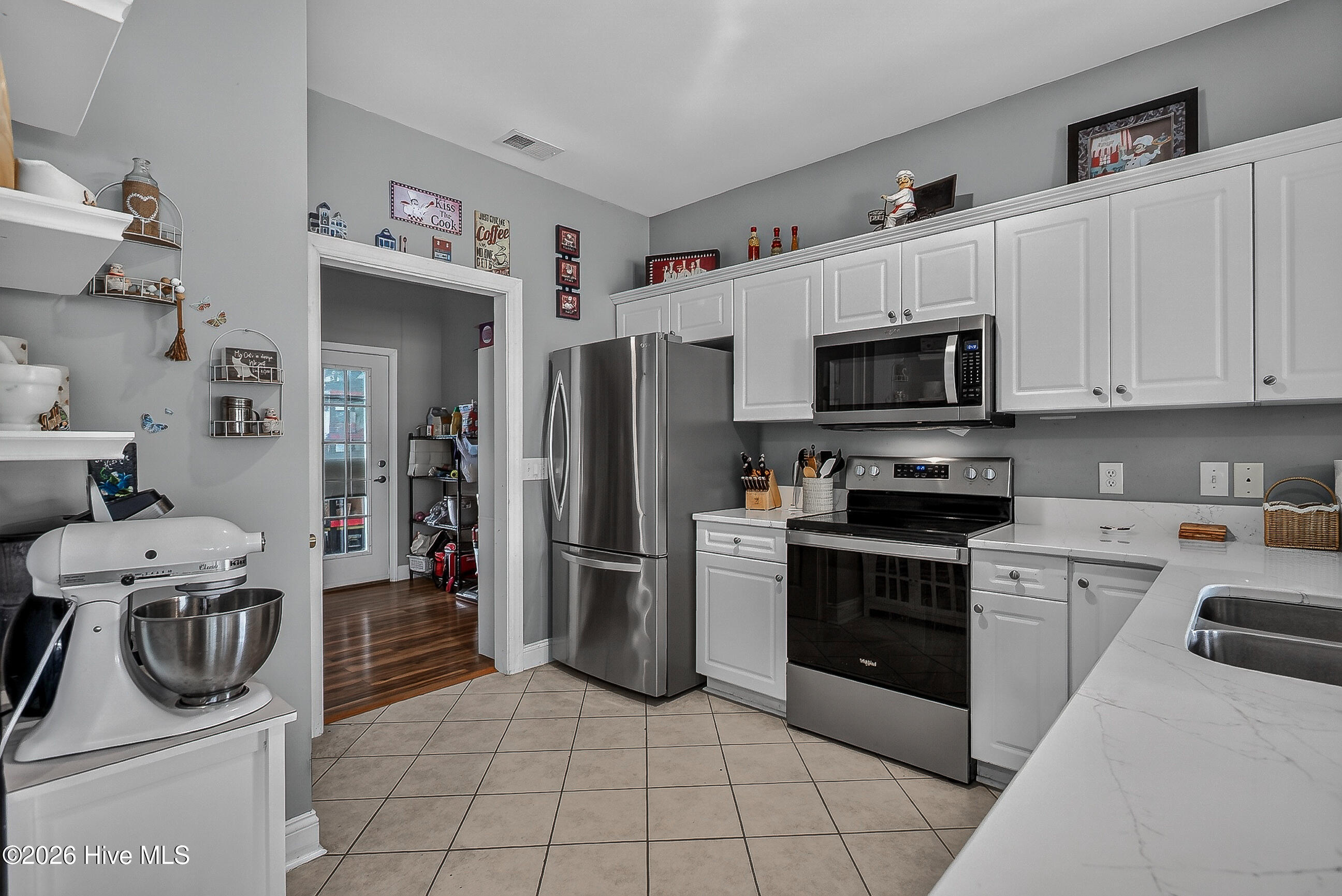 320 Castle Bay Drive D Property Photo 15