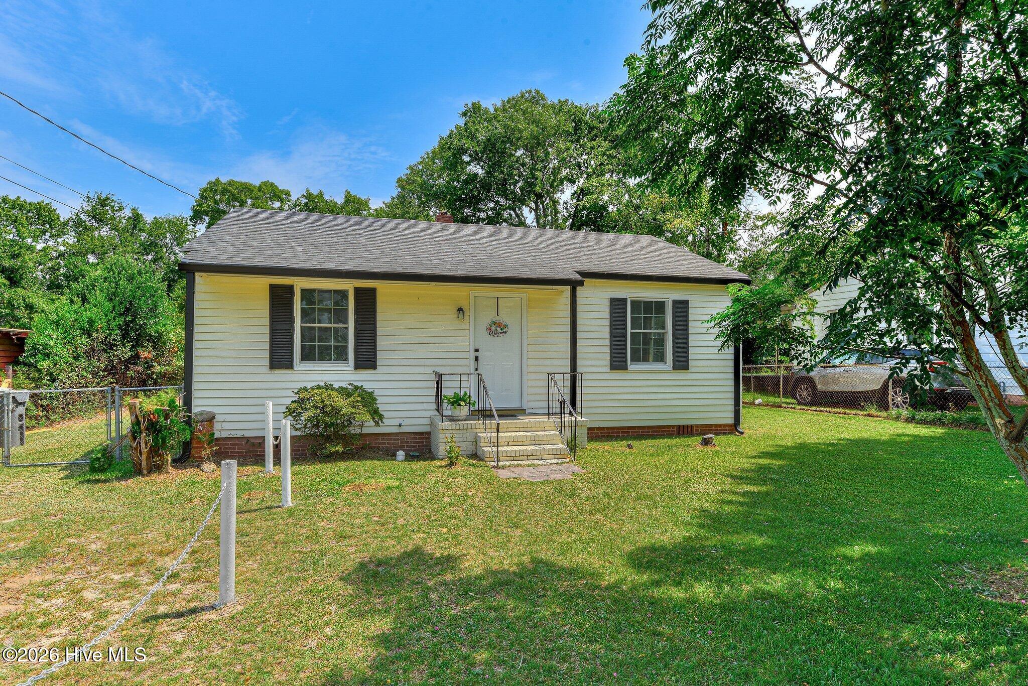 2529 Sheraton Drive Property Photo 2