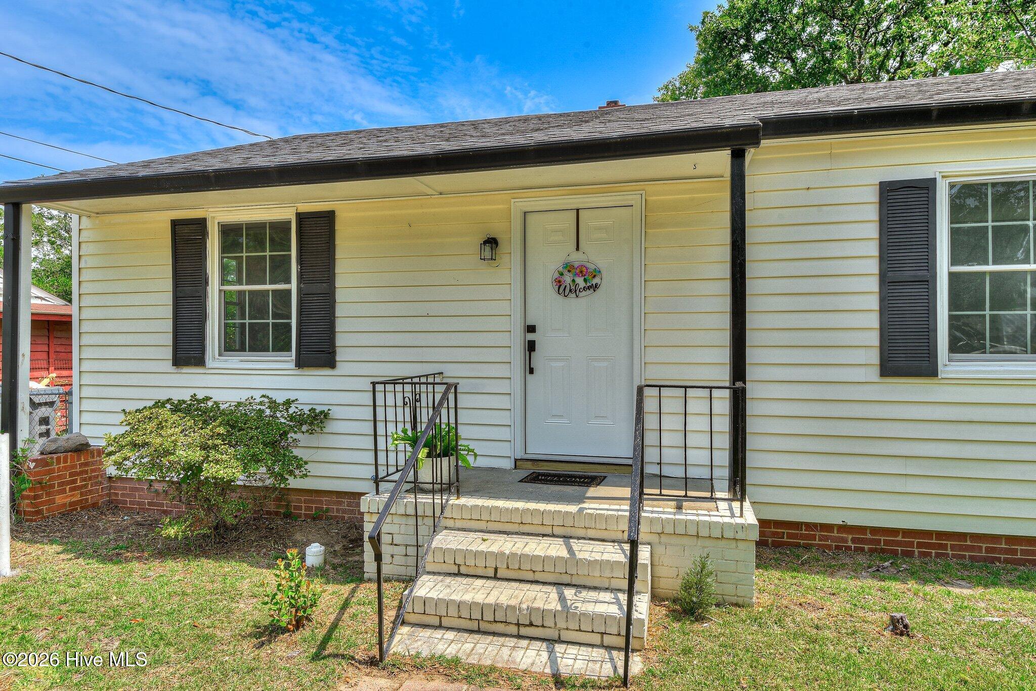 2529 Sheraton Drive Property Photo 3