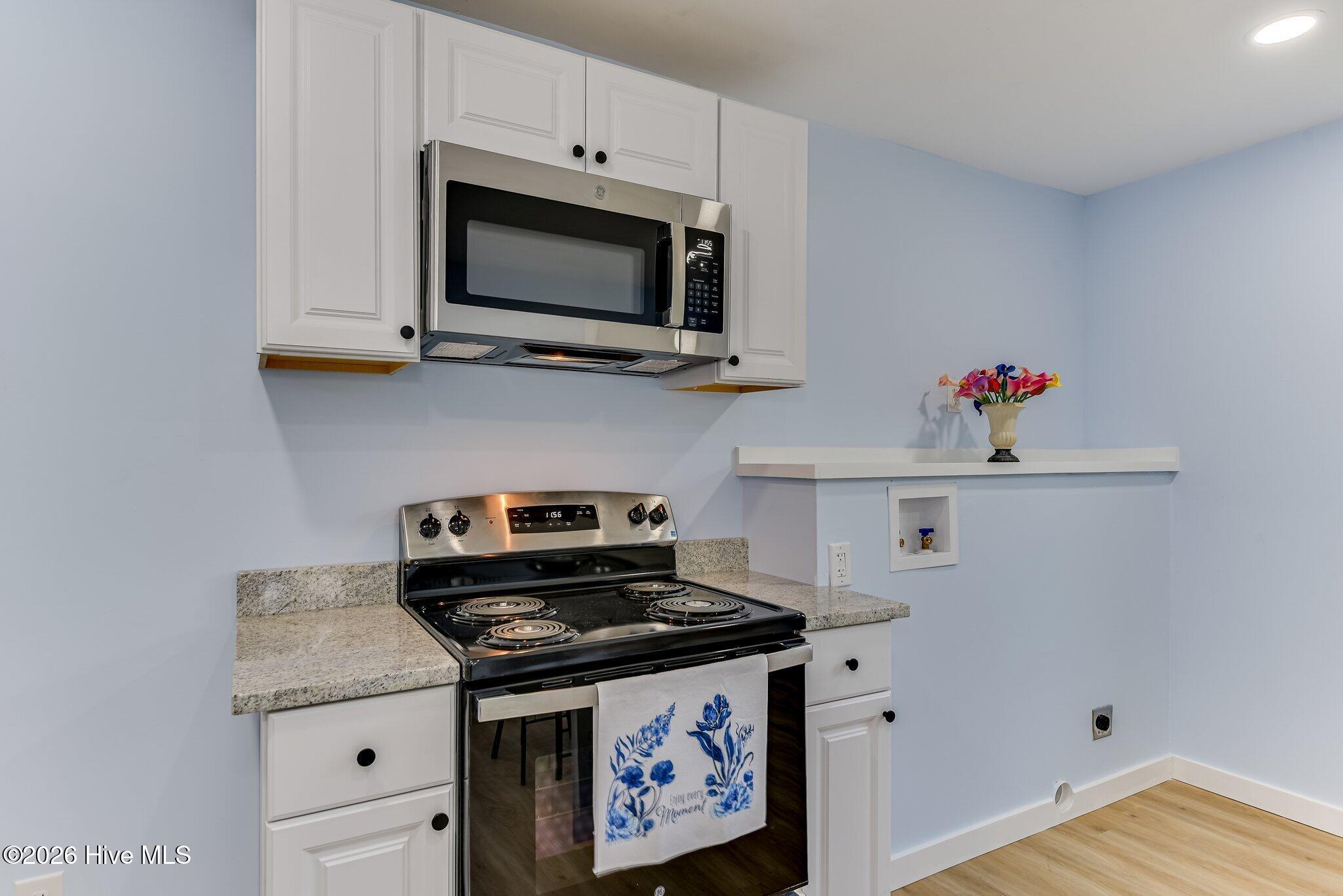 2529 Sheraton Drive Property Photo 10