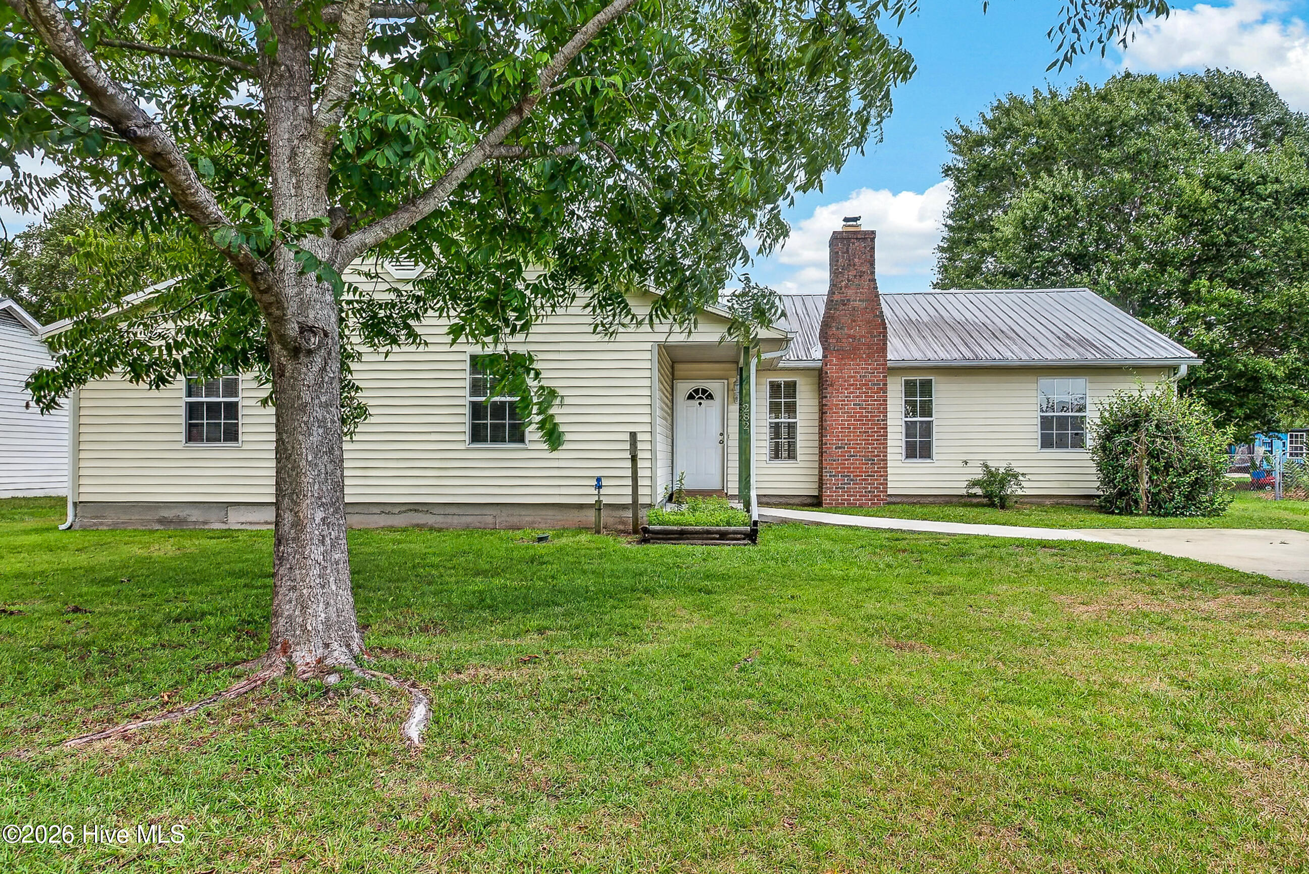 282 Riggs Road Property Photo 1