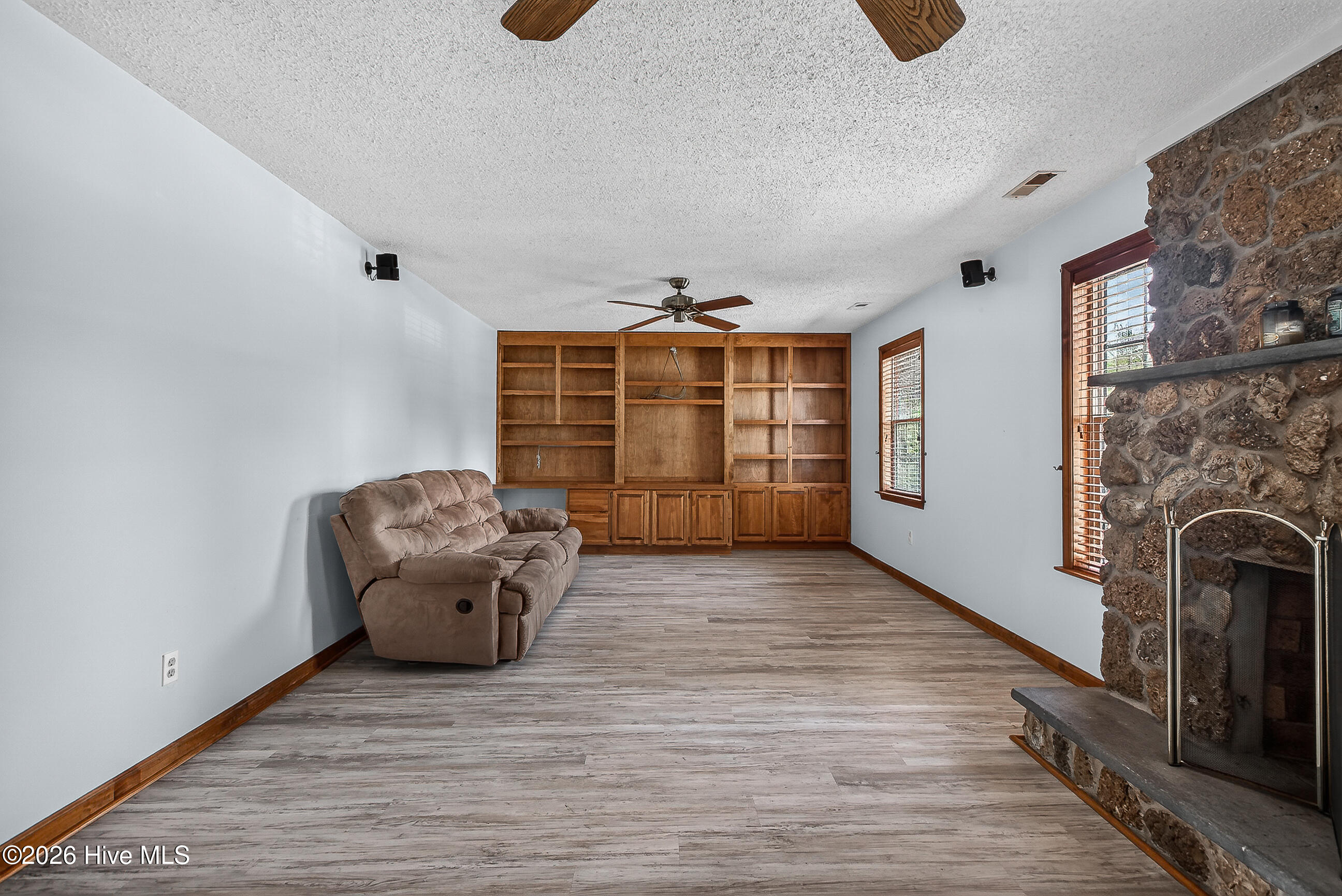 282 Riggs Road Property Photo 6