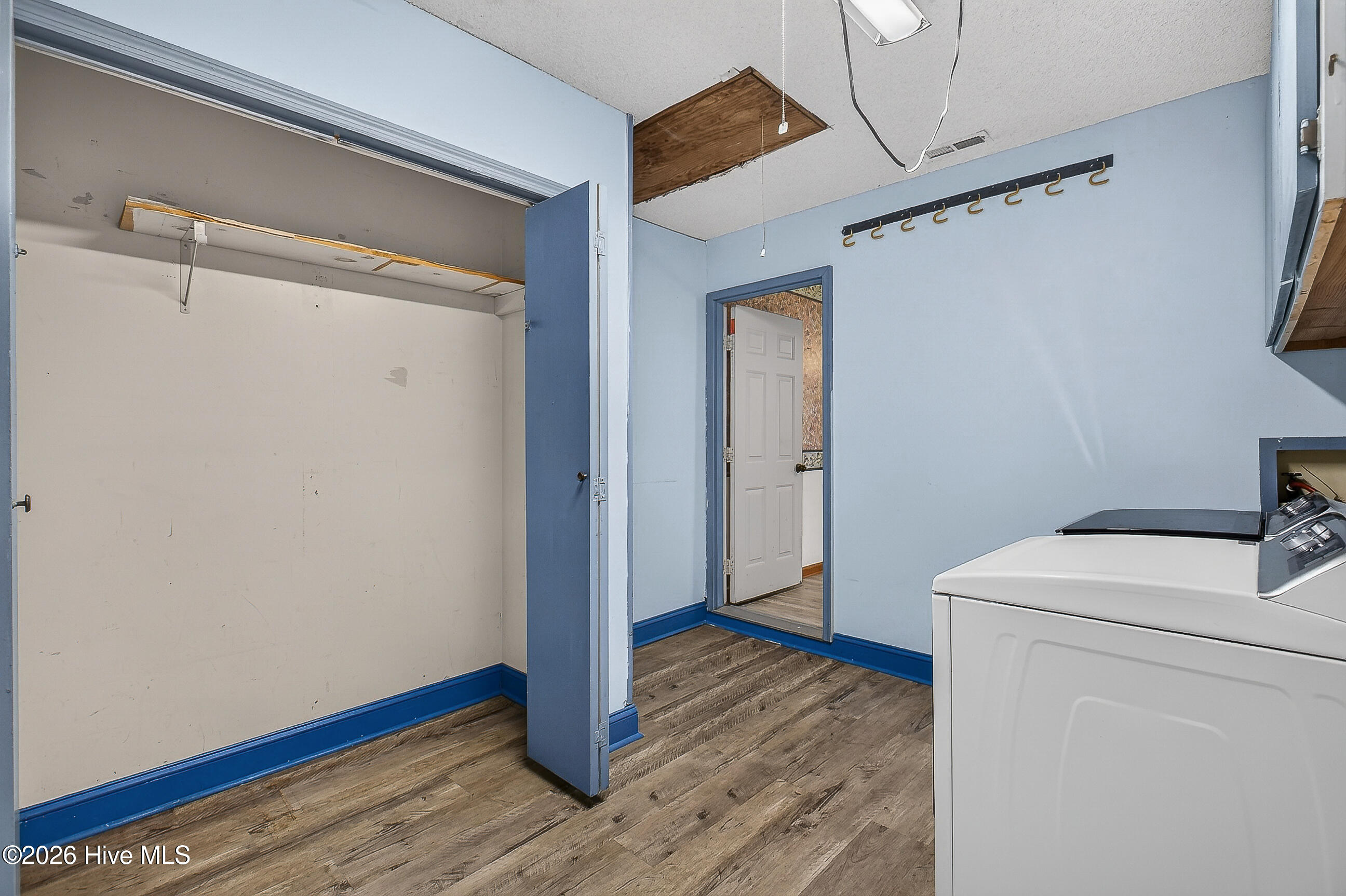 282 Riggs Road Property Photo 17
