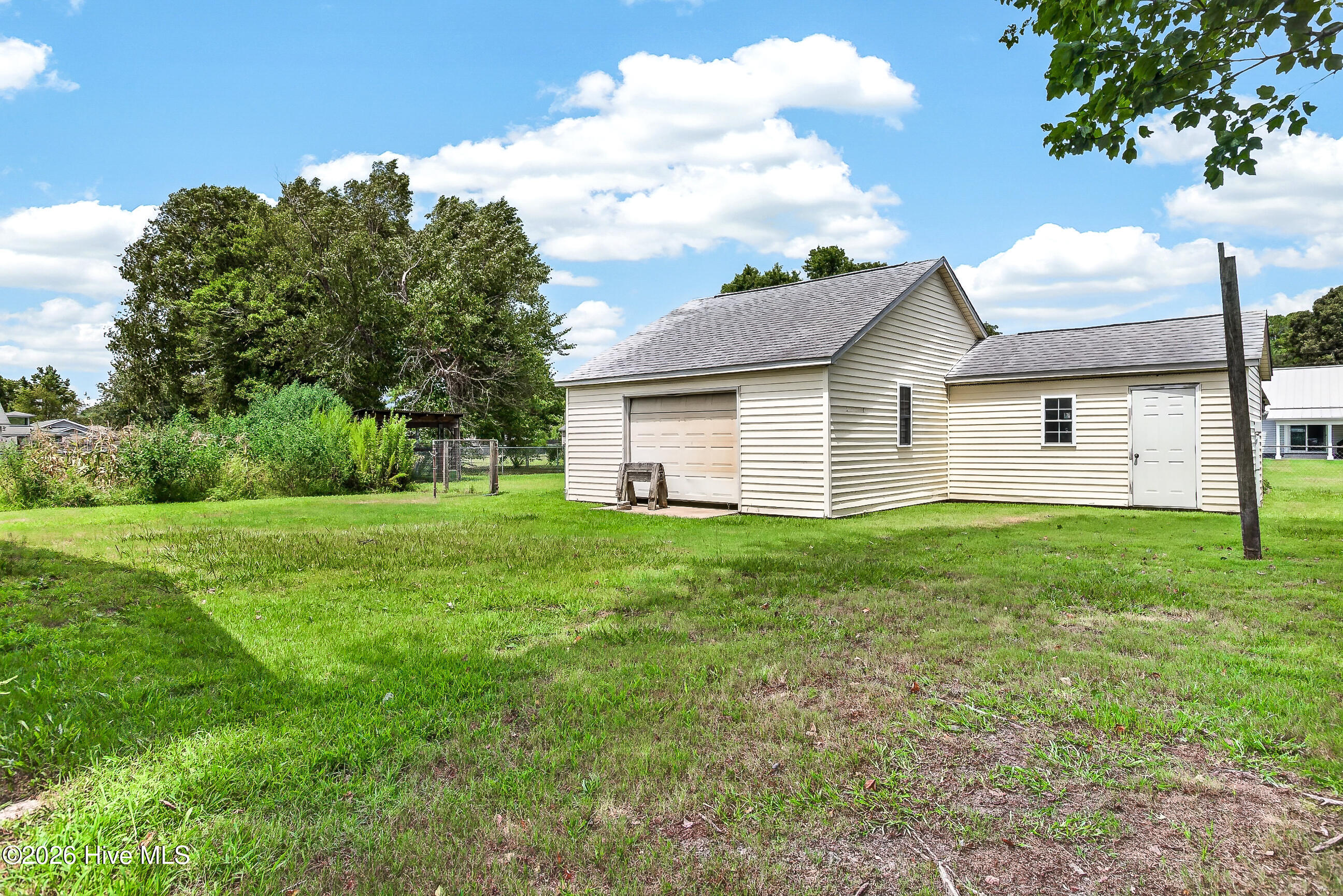 282 Riggs Road Property Photo 33