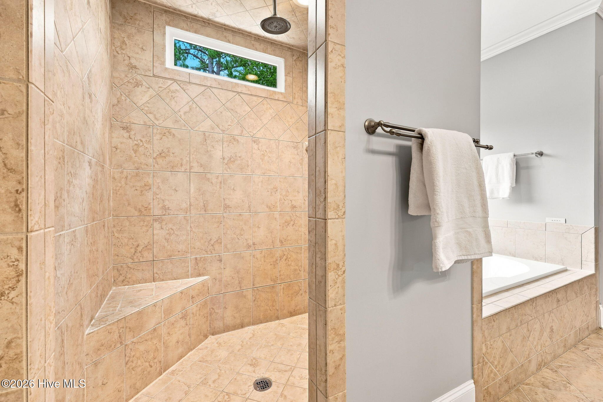 1530 Raven Wood Drive Property Photo 25