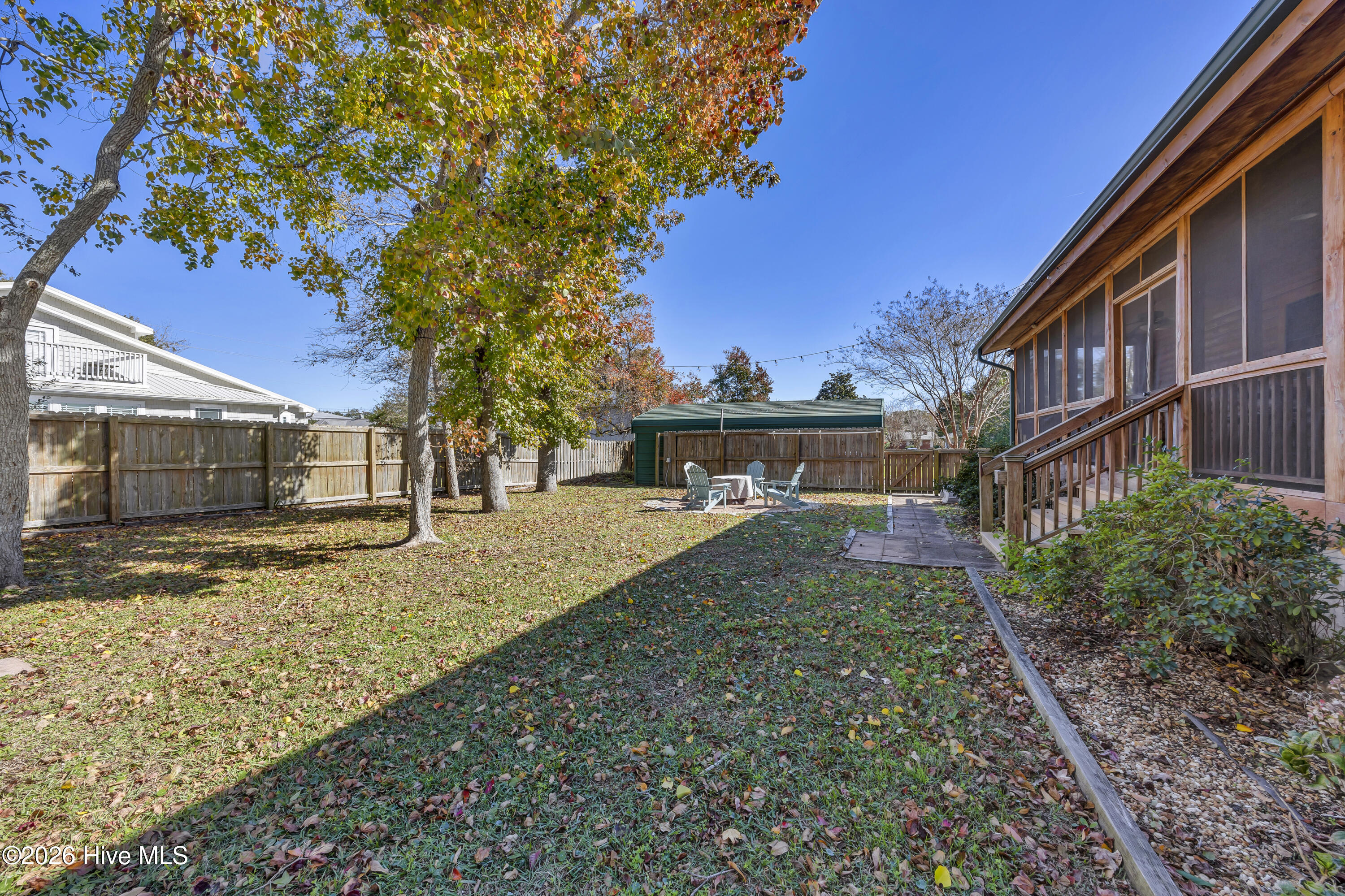 512 Charlotte Avenue Property Photo 8