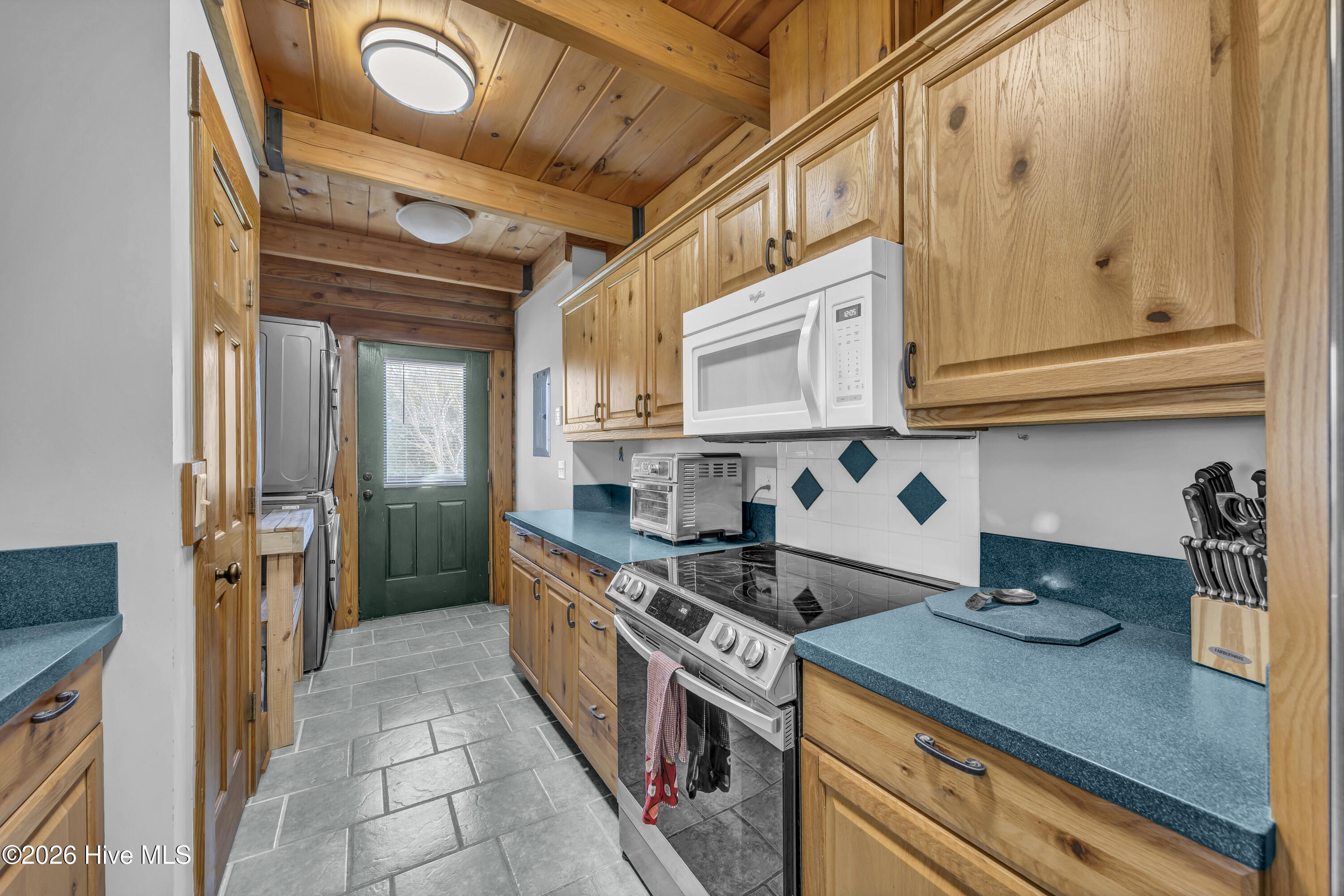 512 Charlotte Avenue Property Photo 14
