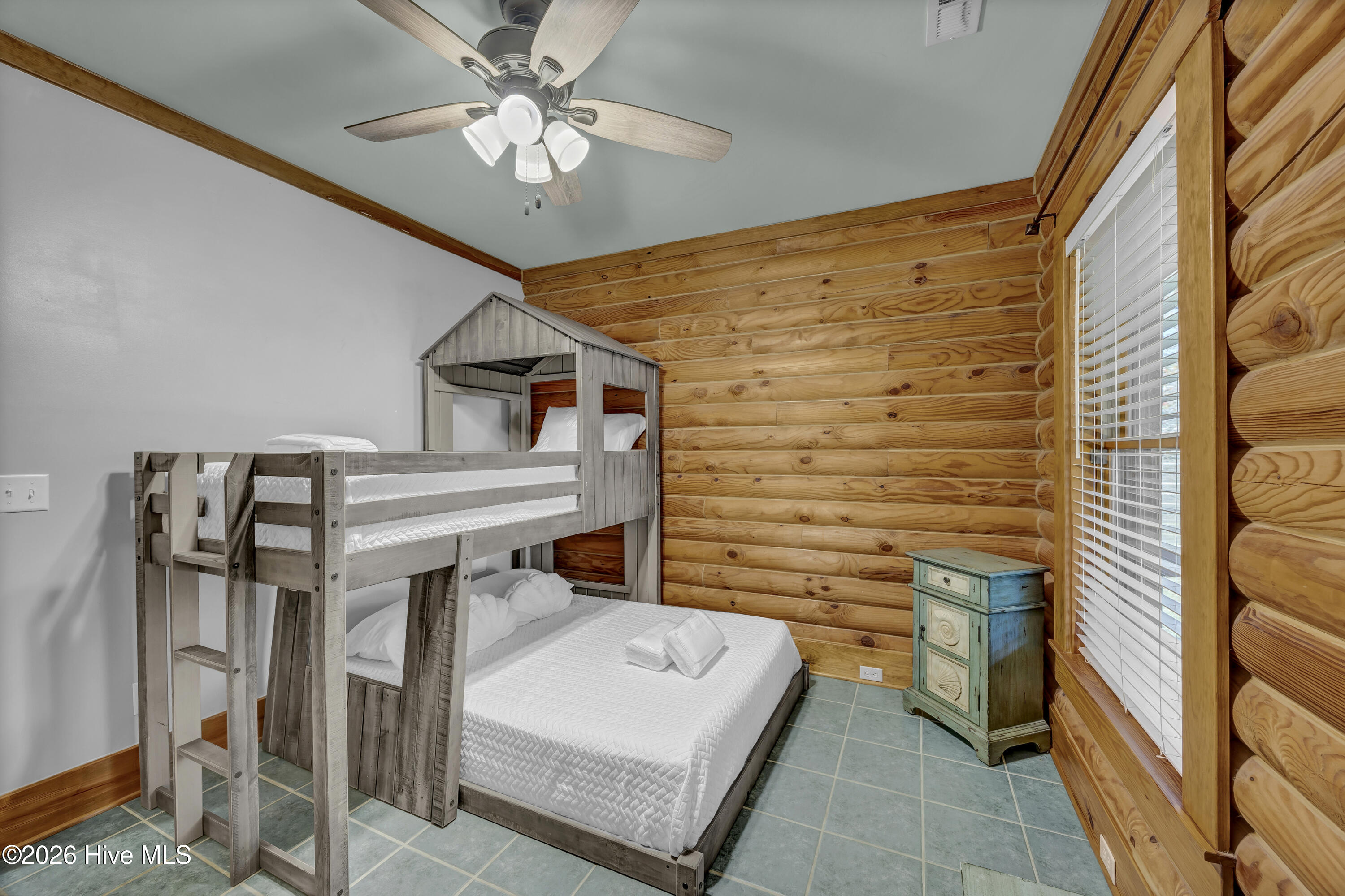 512 Charlotte Avenue Property Photo 17