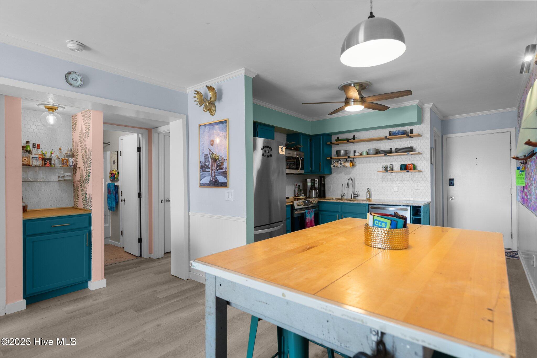 1404 Canal Drive Apt 29 Property Photo 3