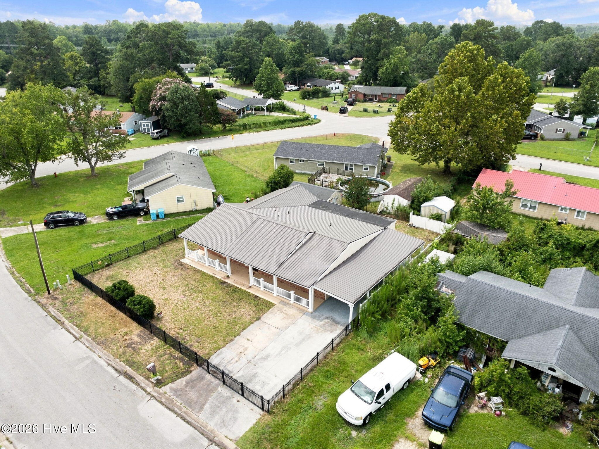 403 Dale Drive Property Photo 18