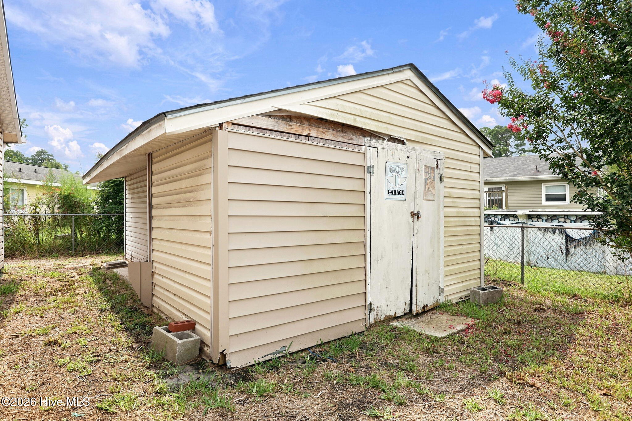 403 Dale Drive Property Photo 24