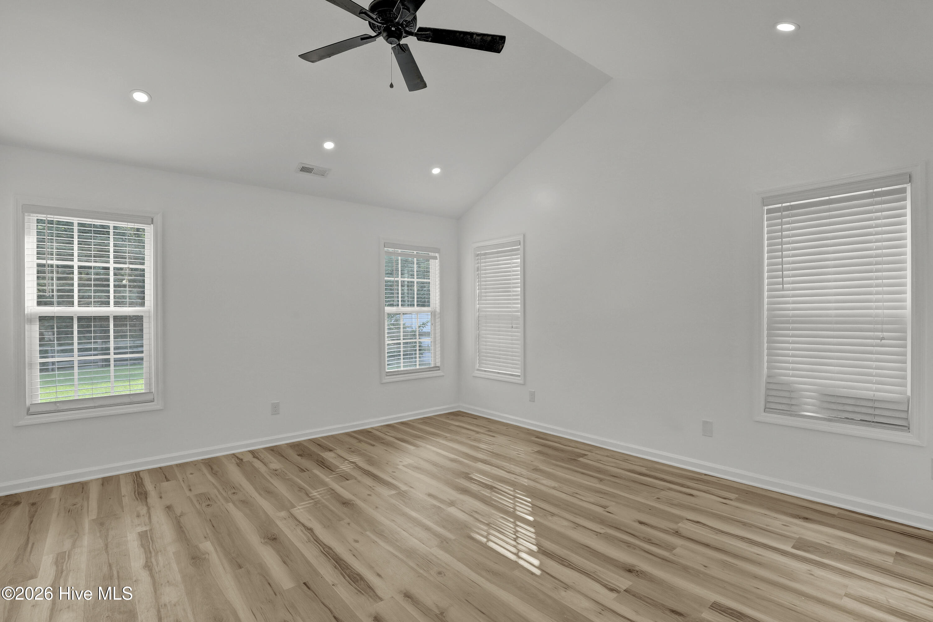 244 Blue Creek Farms Drive Property Photo 11