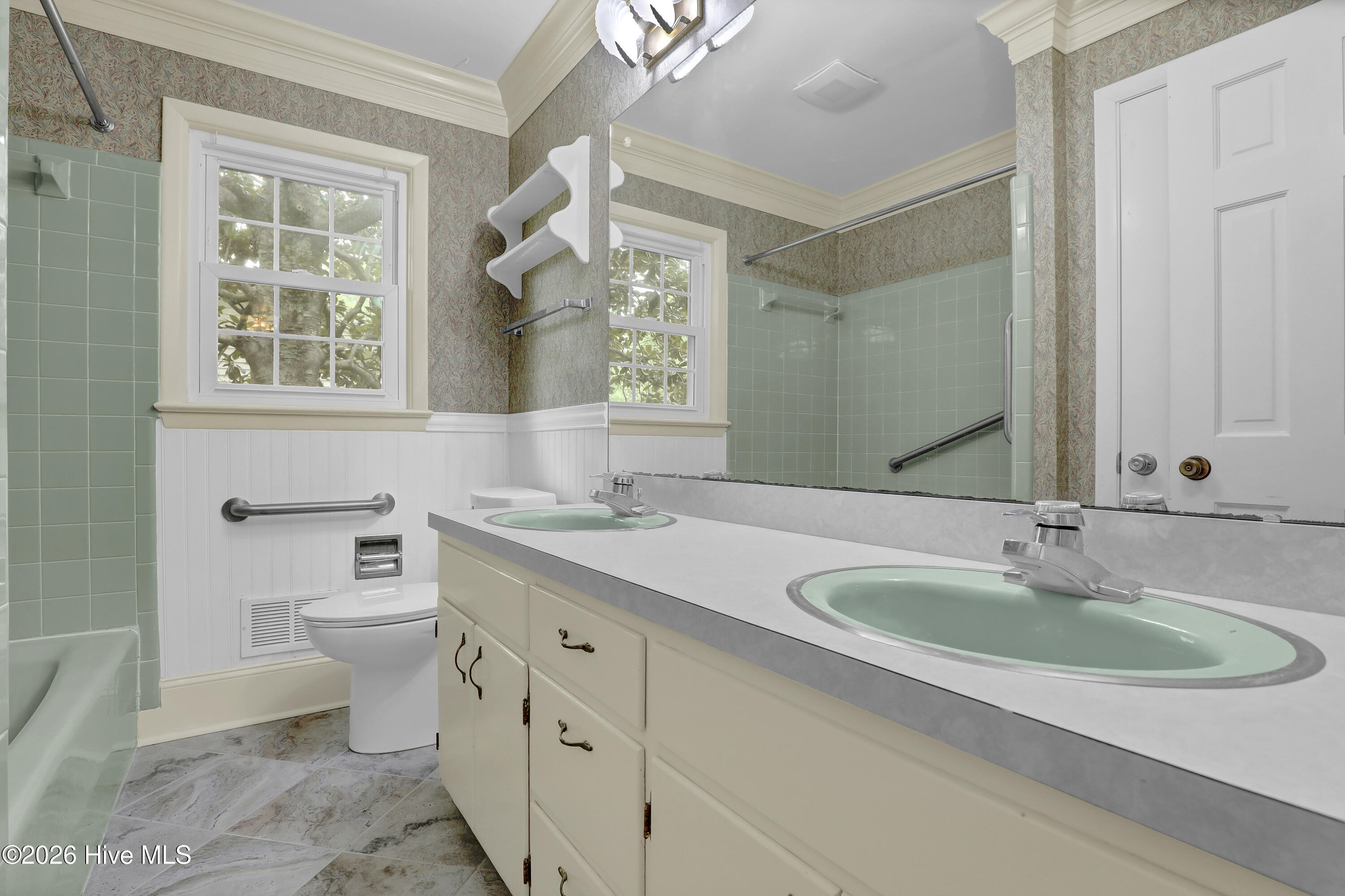 700 Clyde Drive Property Photo 27