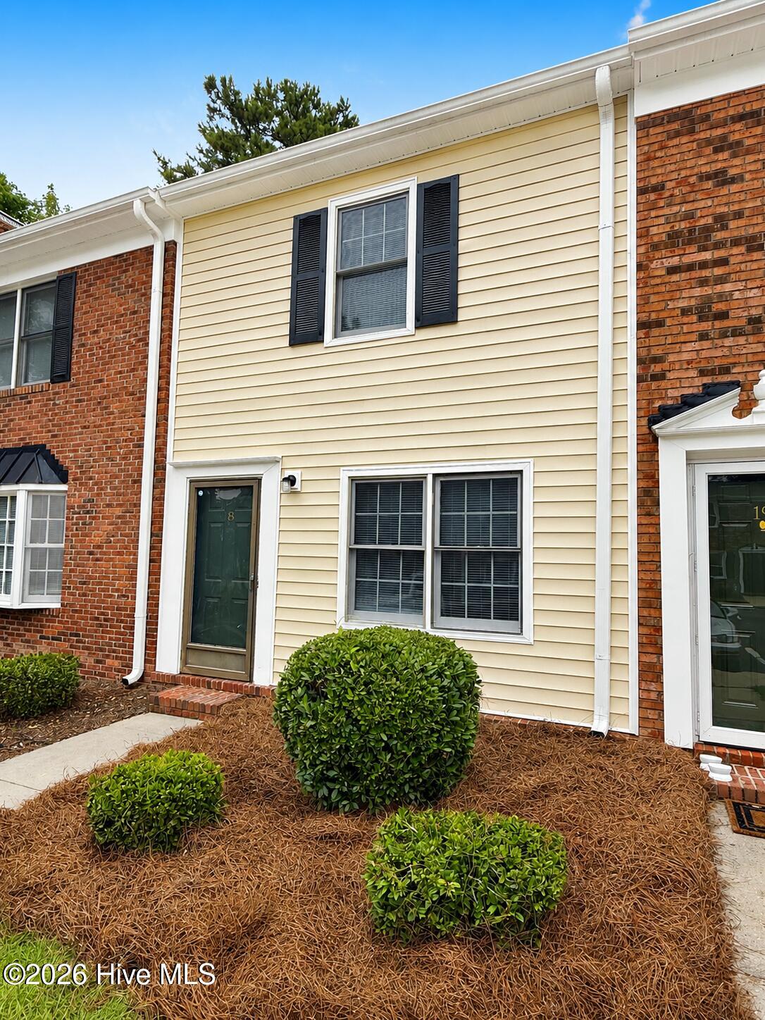 102 David Drive 18f Property Photo 1