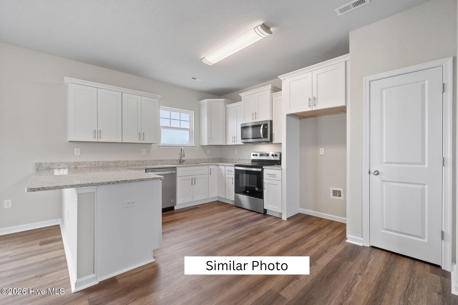 465 Mill Street Property Photo 4