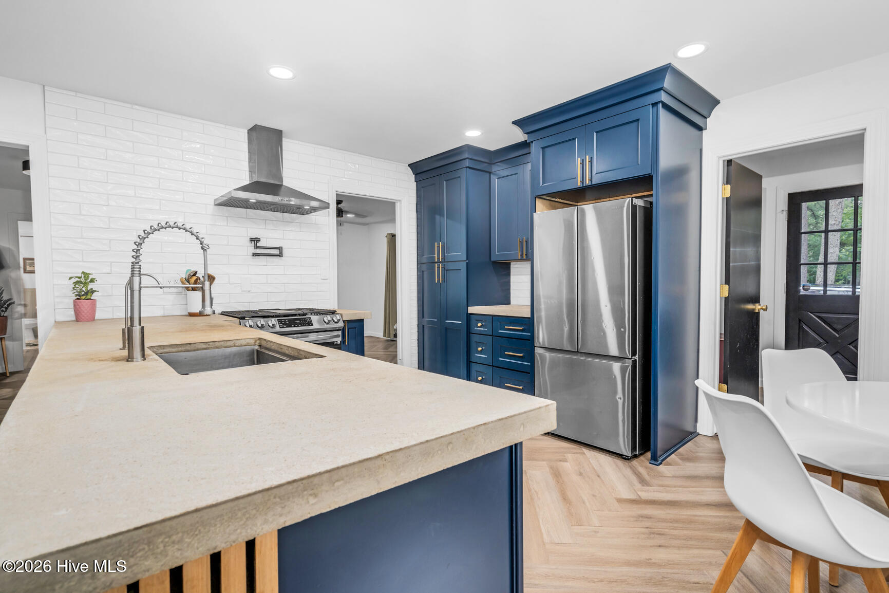1609 Country Club Road Property Photo 10