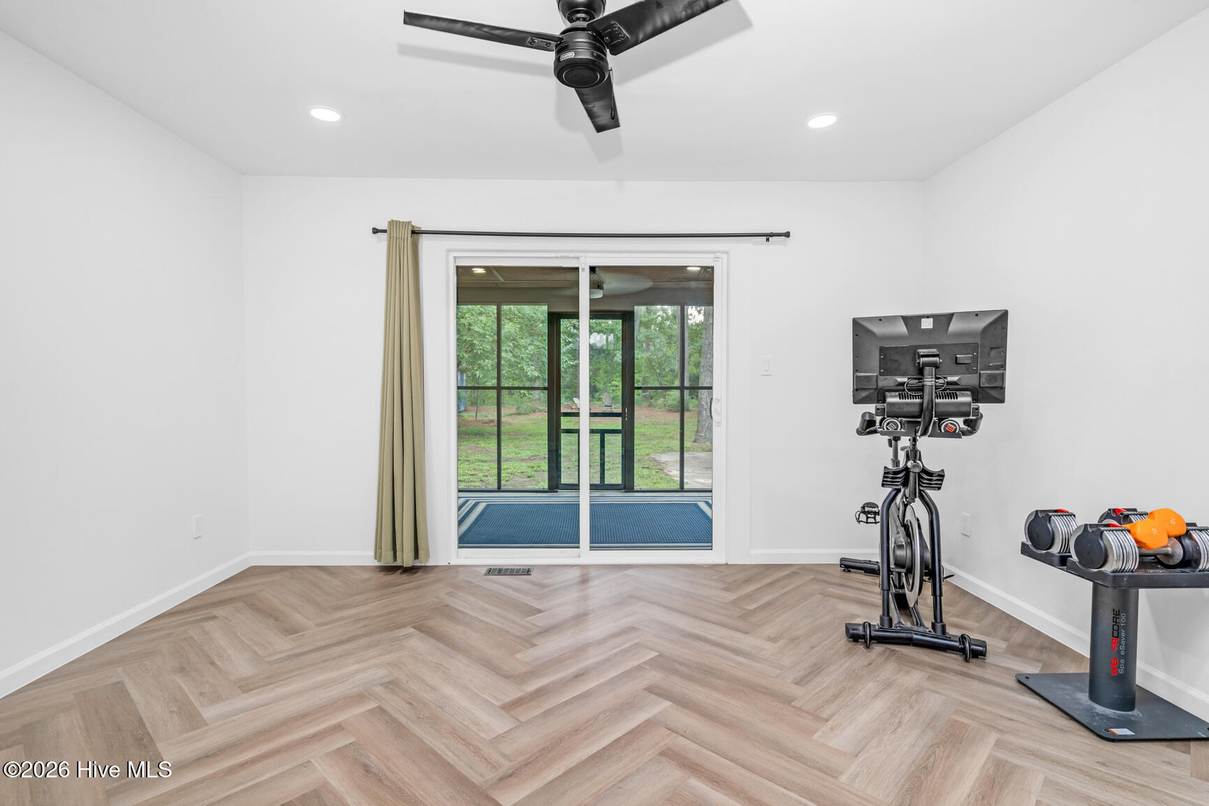 1609 Country Club Road Property Photo 19