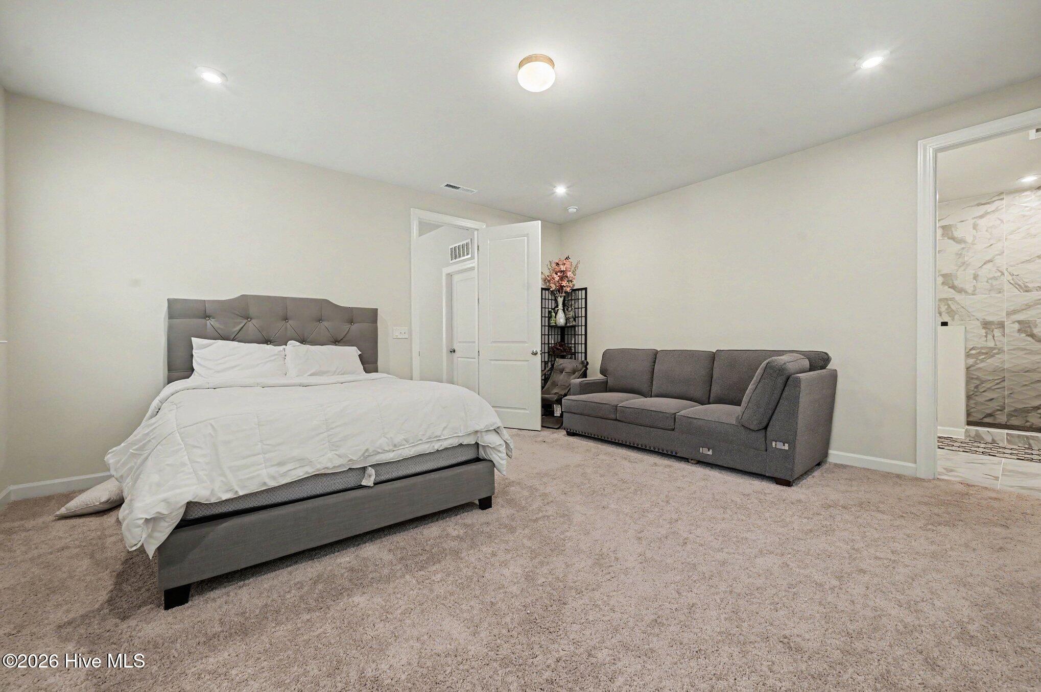 7821 Sofiana Avenue Property Photo 12