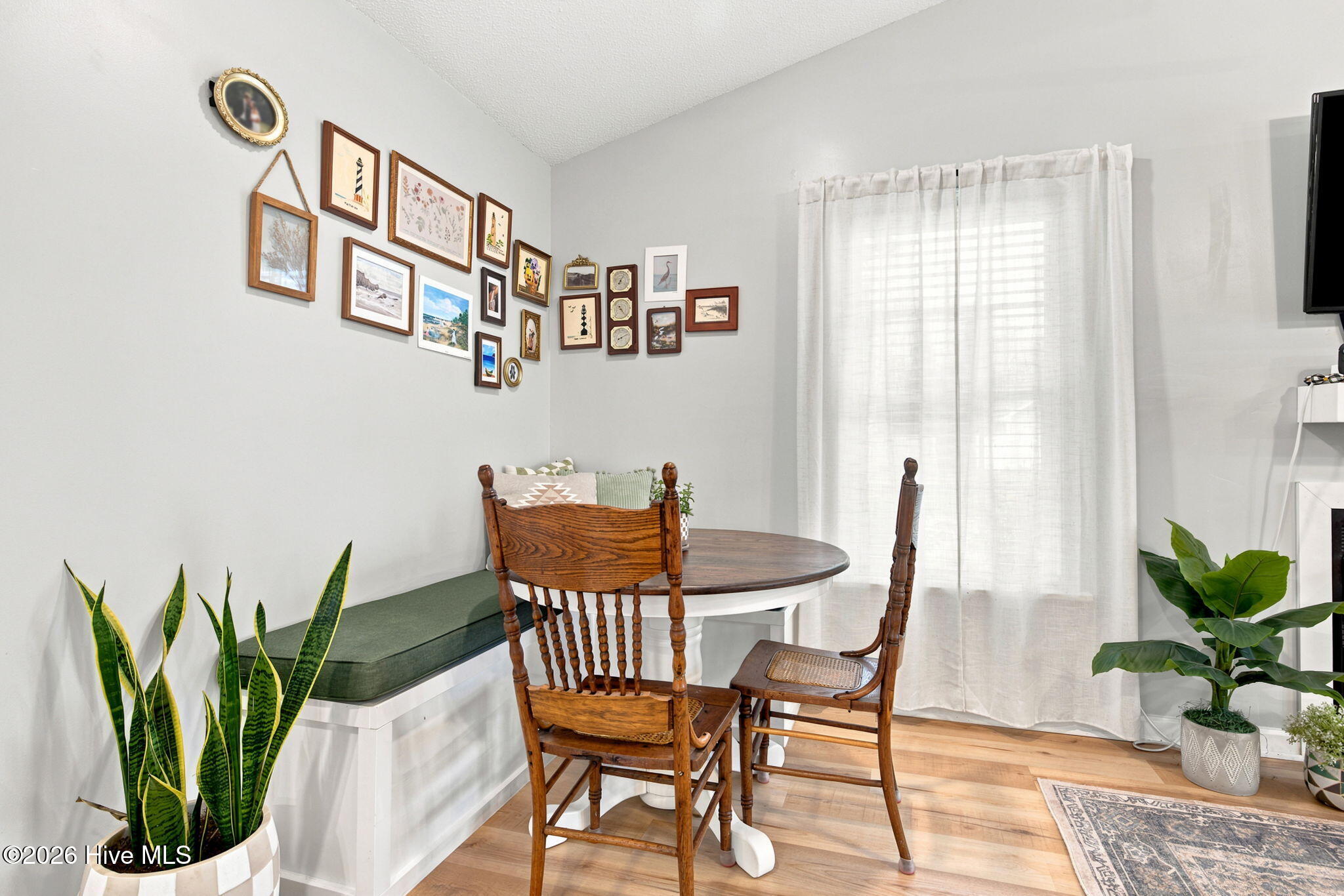 1006 Birch Court Property Photo 10