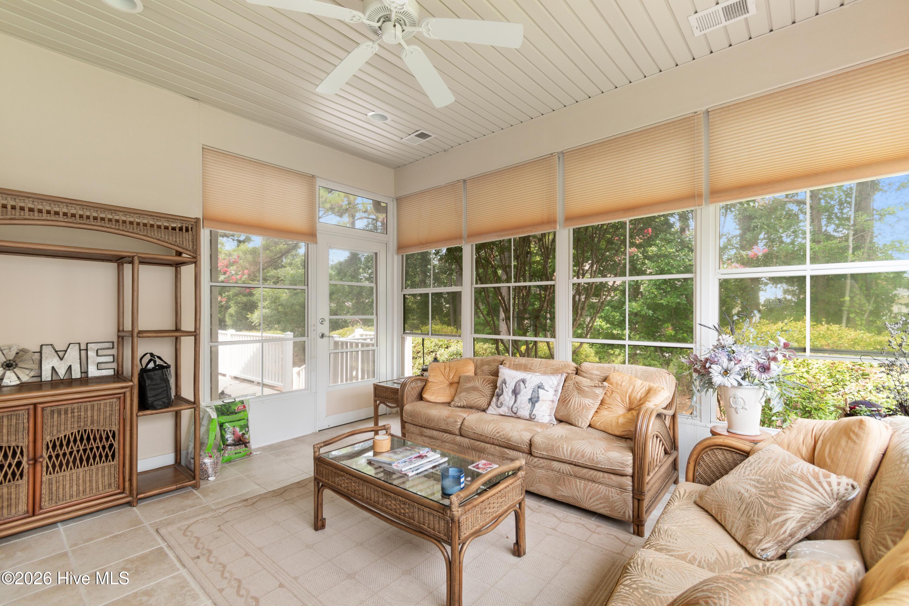 8865 Smithfield Drive Nw Property Photo 13