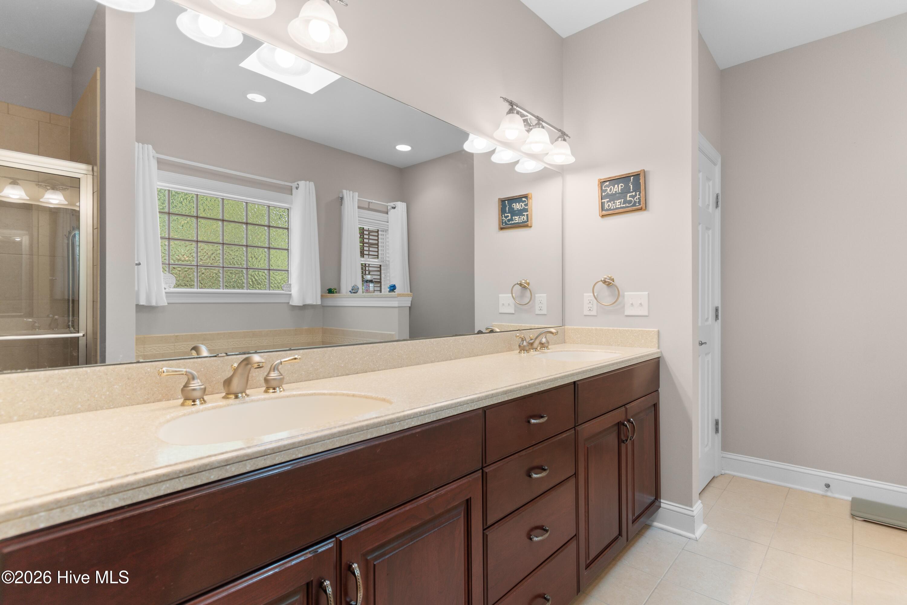 8865 Smithfield Drive Nw Property Photo 17