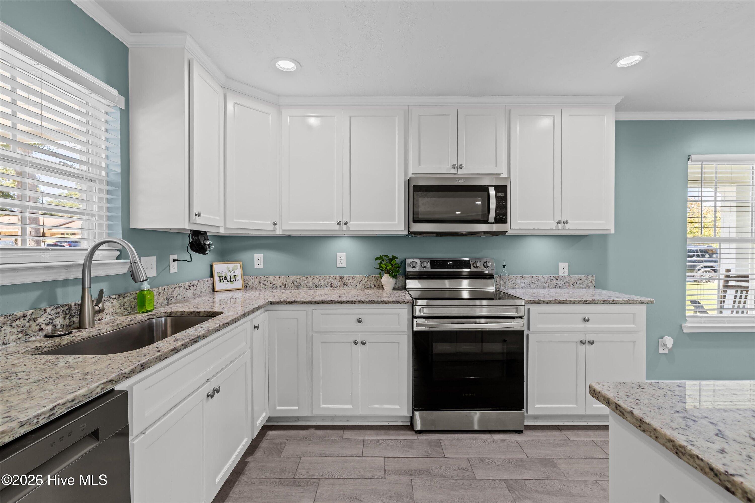 606 Merrymont Drive Property Photo 12