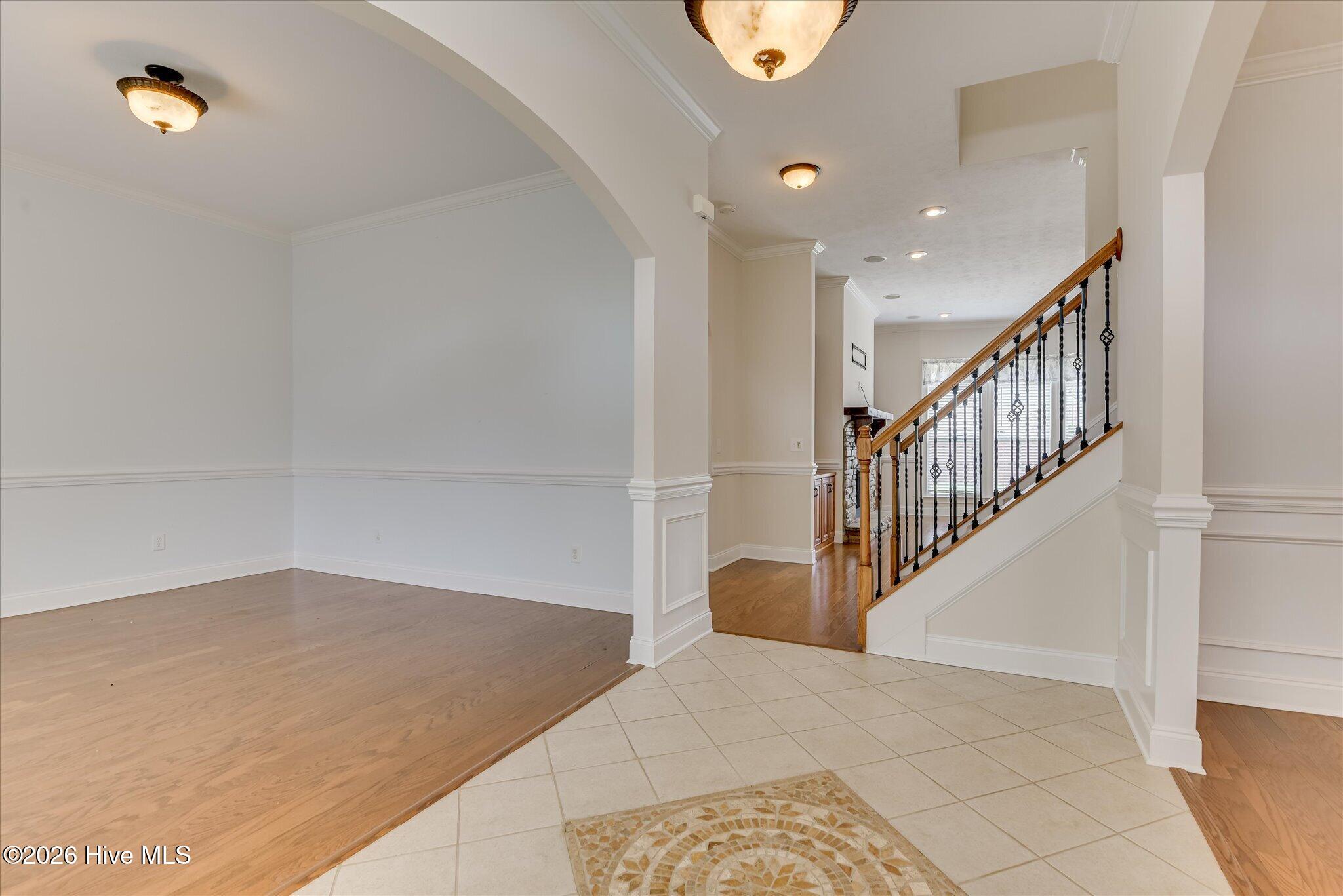 1016 Winding Trail Property Photo 7