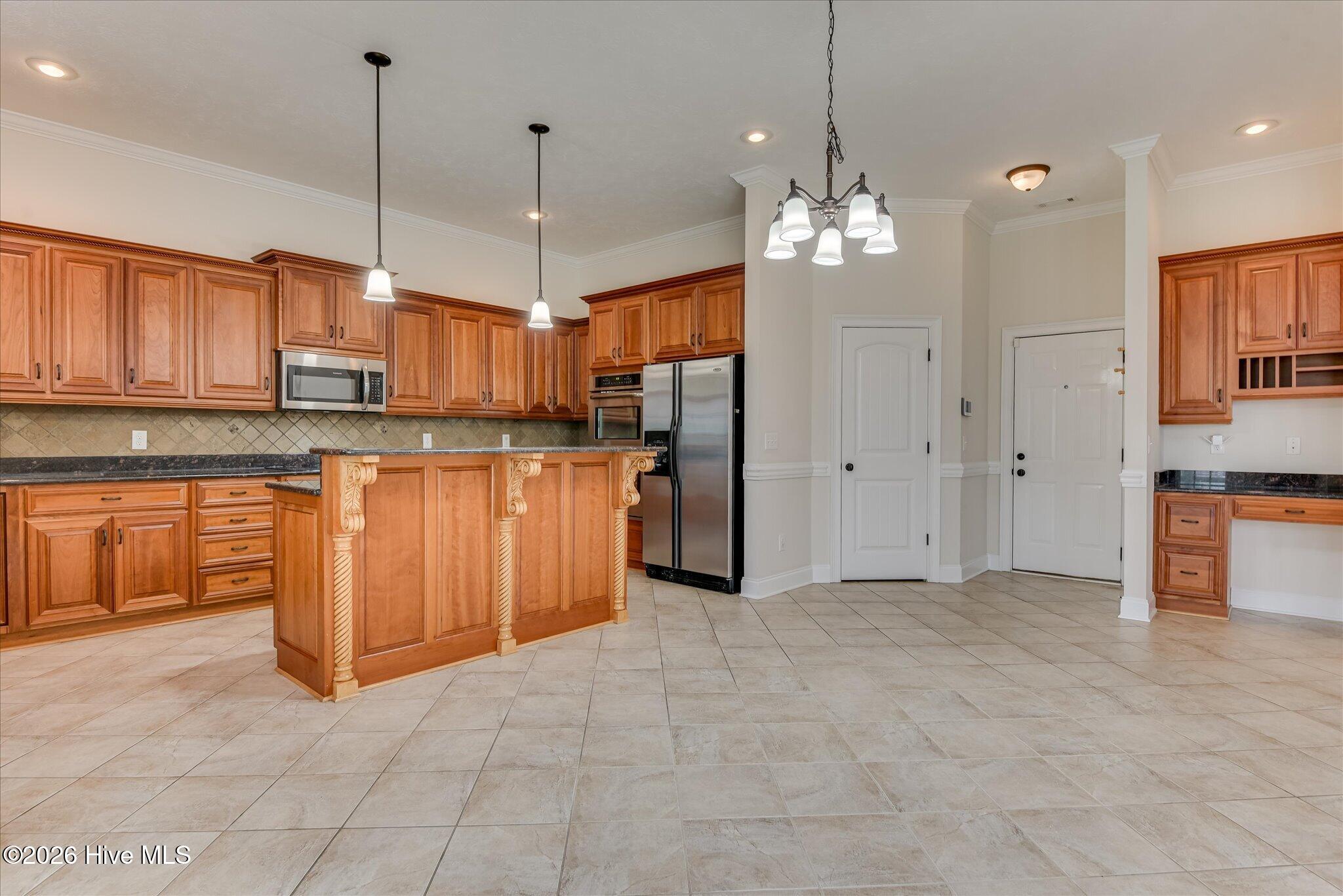 1016 Winding Trail Property Photo 12
