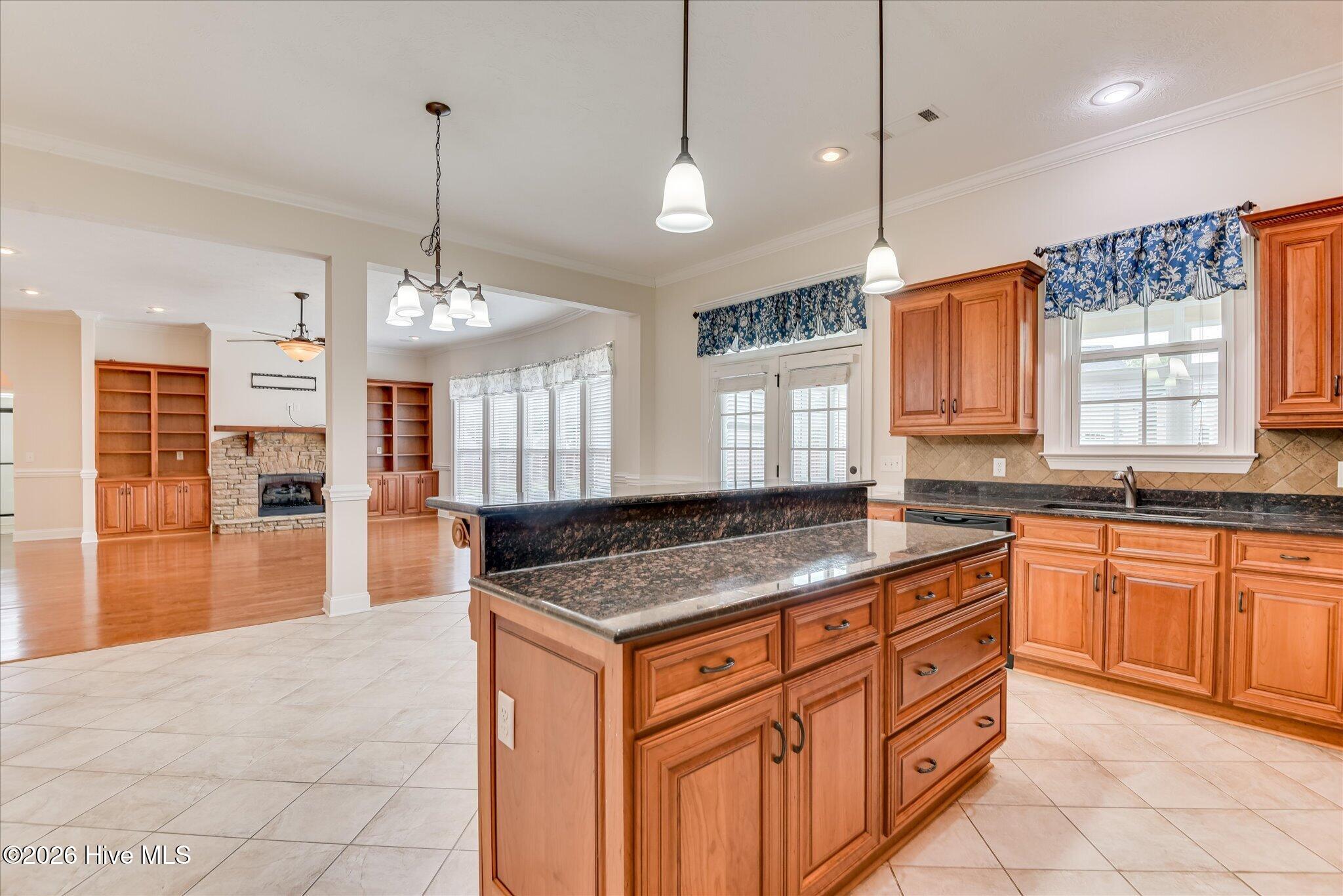 1016 Winding Trail Property Photo 16