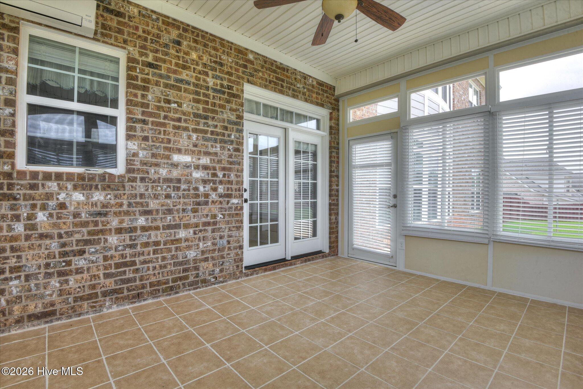 1016 Winding Trail Property Photo 47