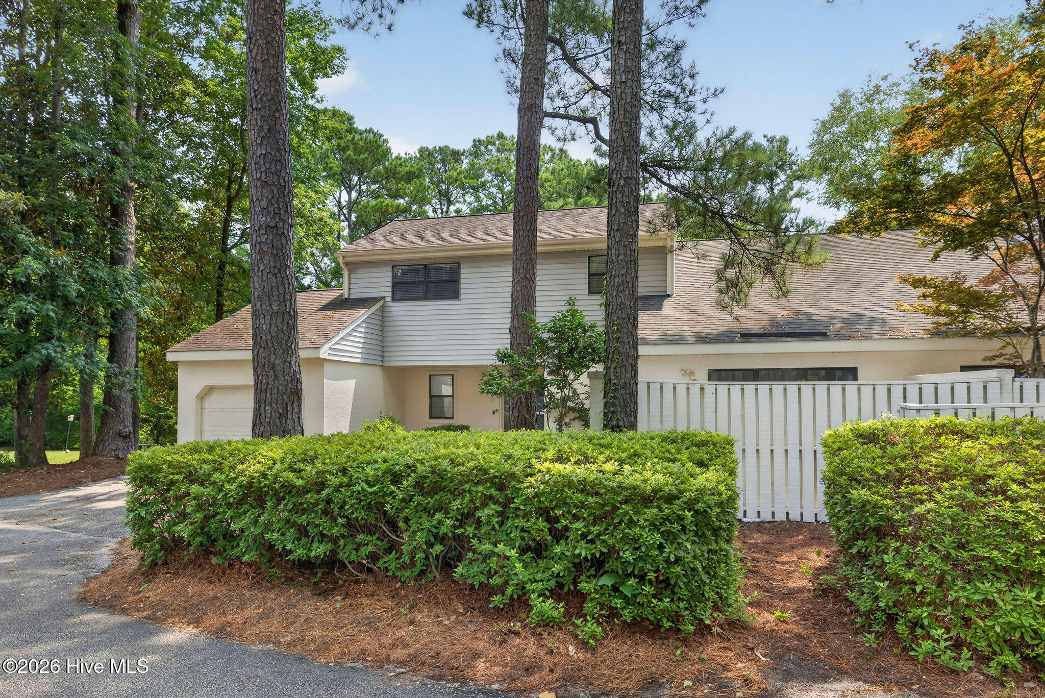 971 Birch Creek Drive Property Photo 3