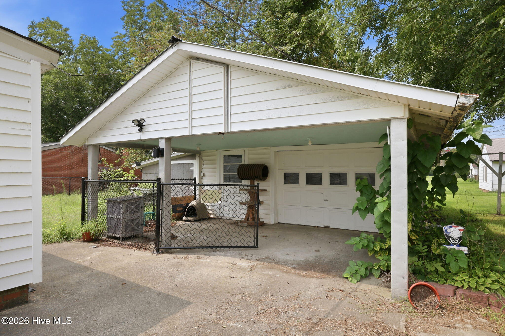 203 Fairview Street Property Photo 26