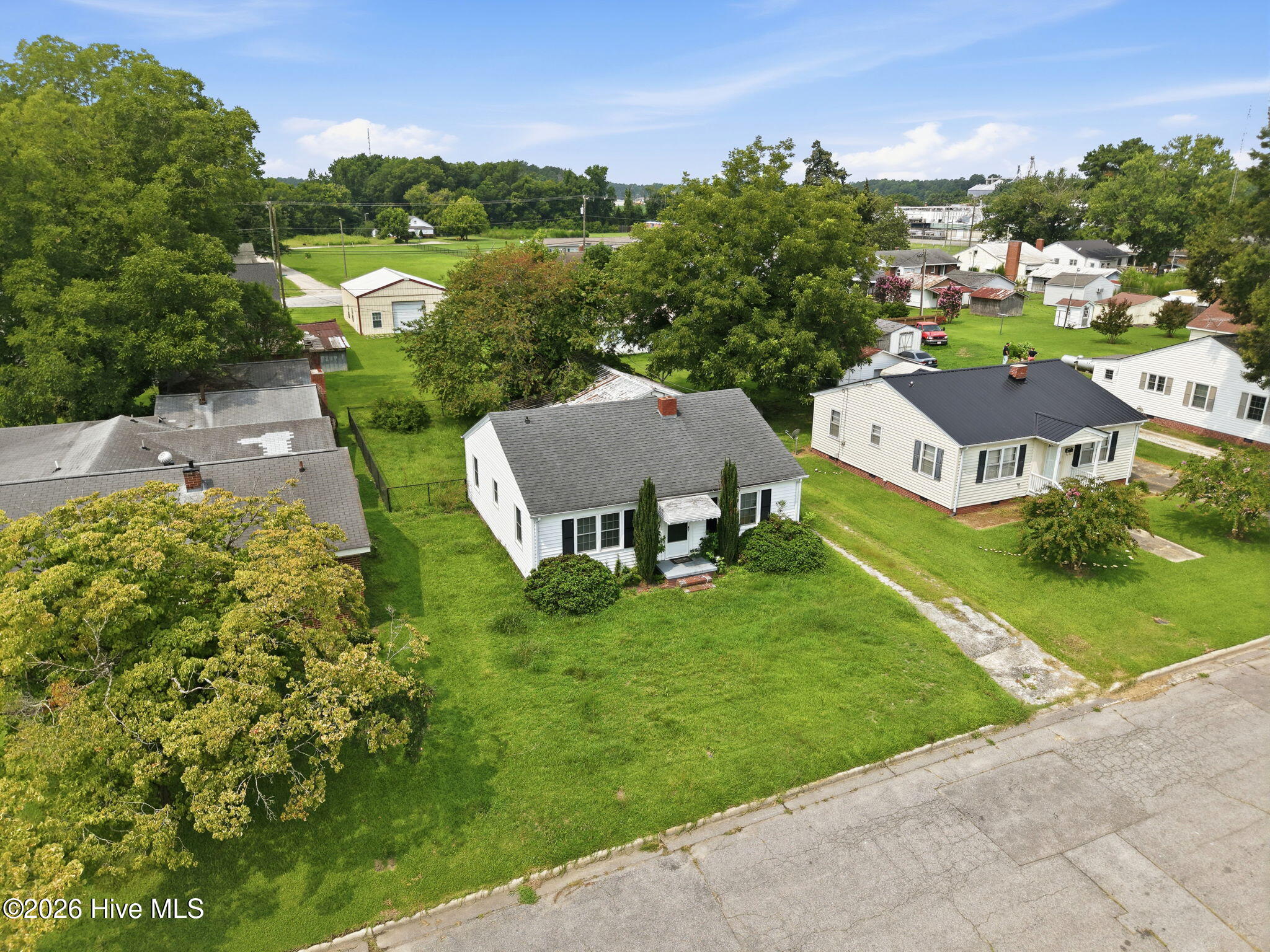 203 Fairview Street Property Photo 29