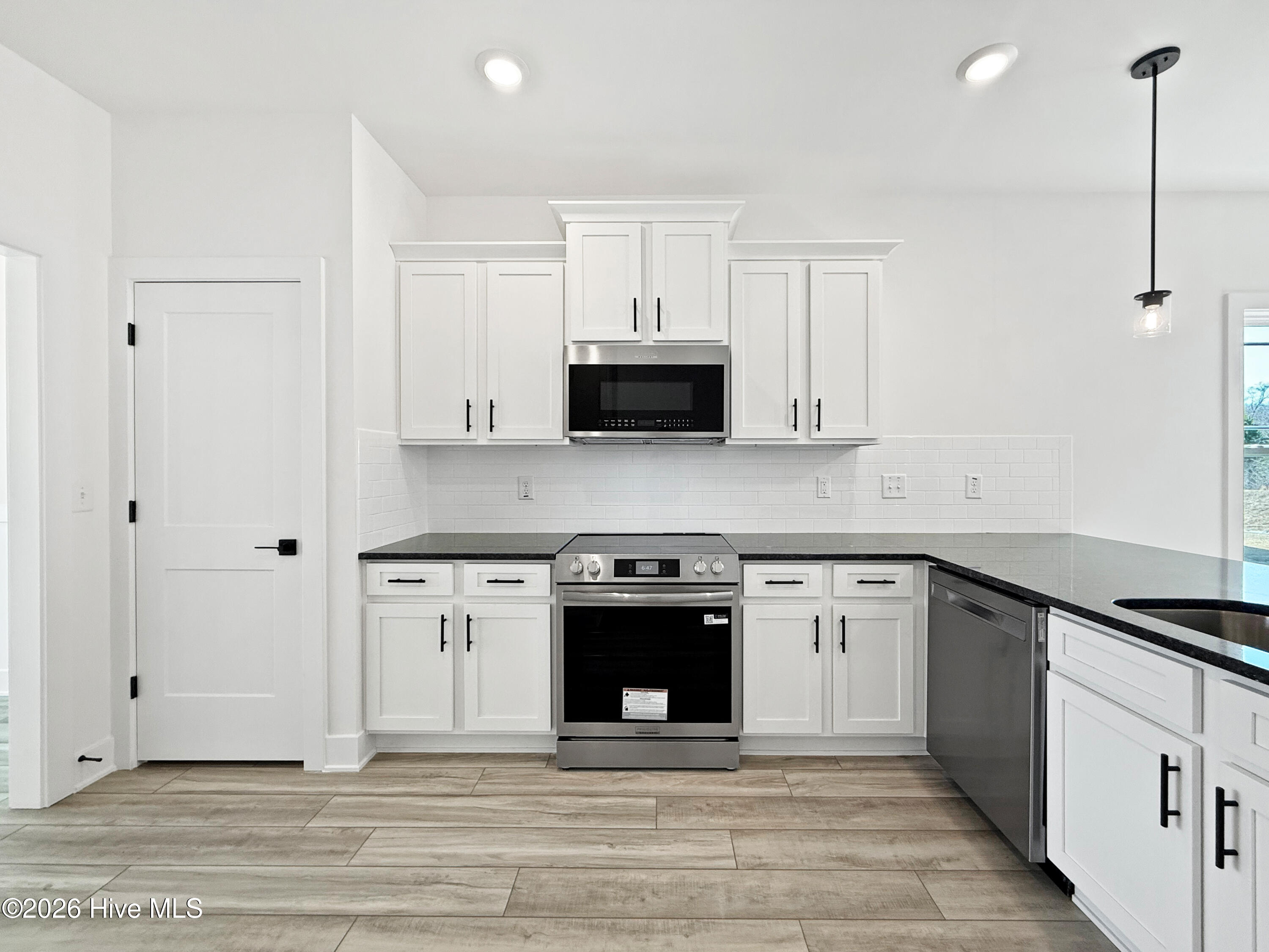 421 Whitetail Way Property Photo 9