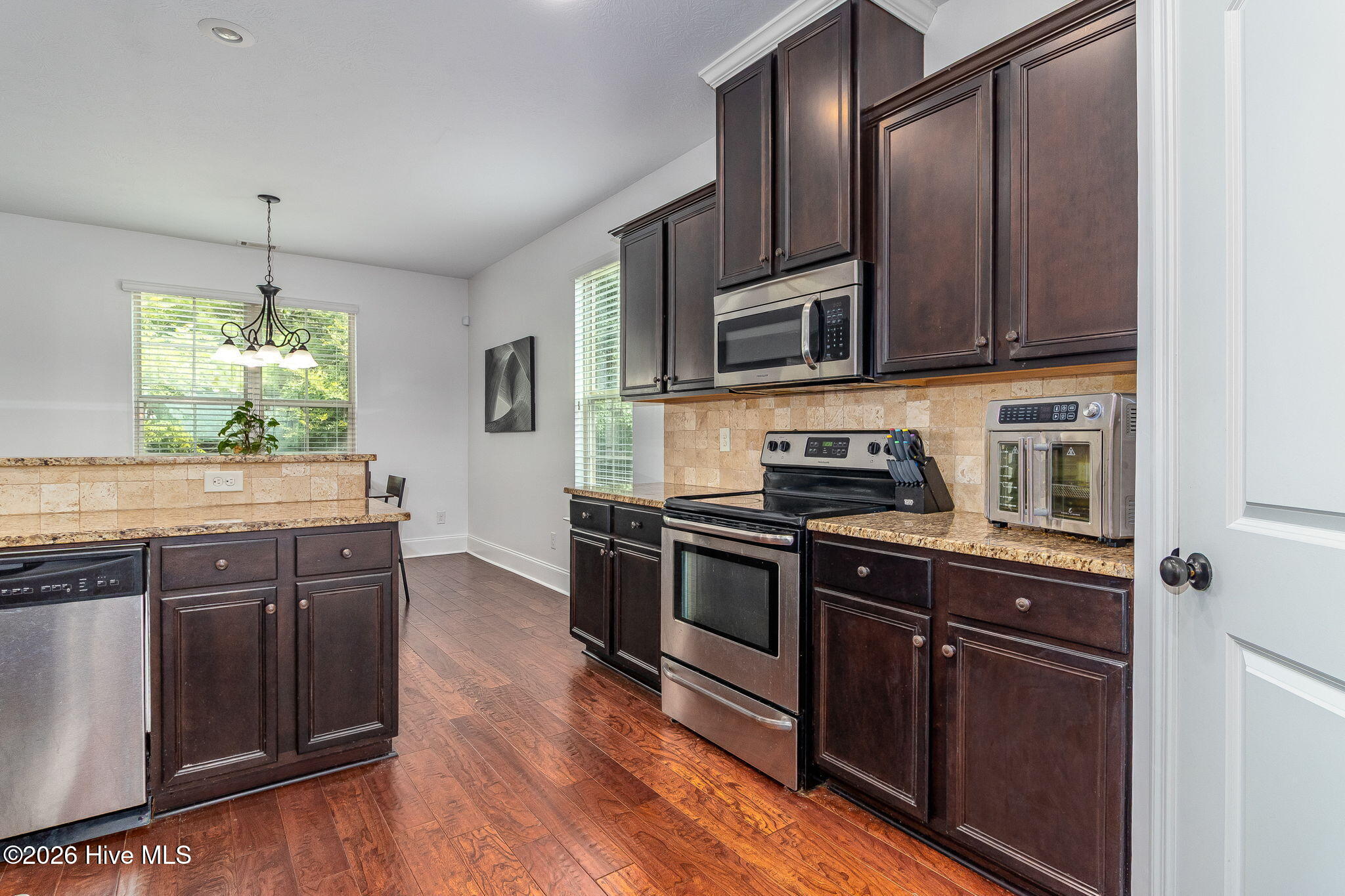 1628 Cedar Hill Drive Property Photo 12