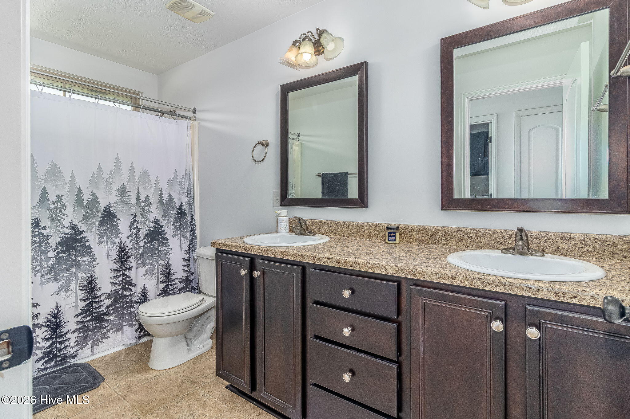 1628 Cedar Hill Drive Property Photo 19
